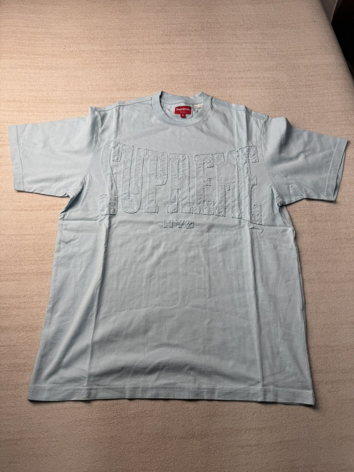 Supreme Cut out logo tee Size US M / EU 48-50 / 2 - 1 Thumbnail