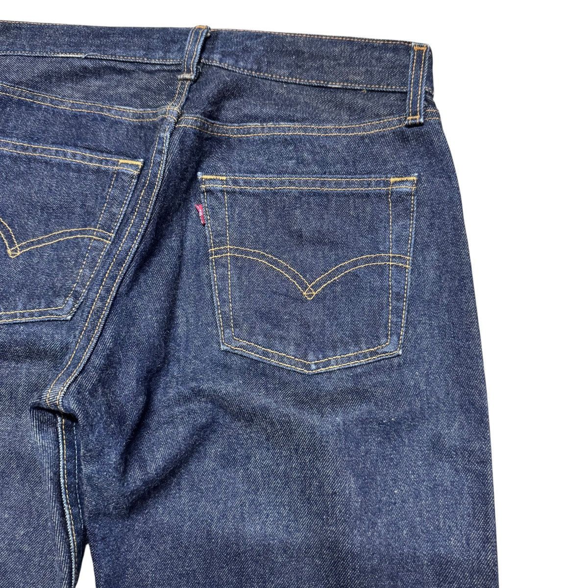 Levi's Vintage Levis 501 Dark Blue Denim Jeans Size US 29 - 11 Thumbnail