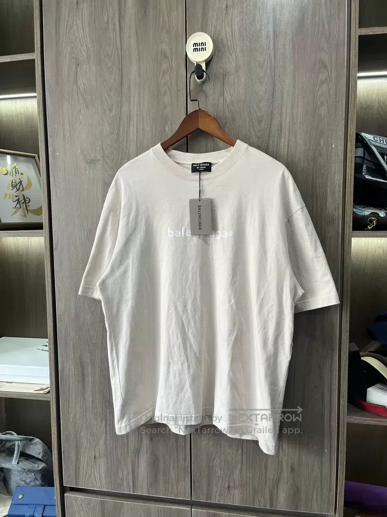 Balenciaga Balenciaga Off-white Mailbox Short Sleeve Size US L / EU 52-54 / 3 - 3 Thumbnail