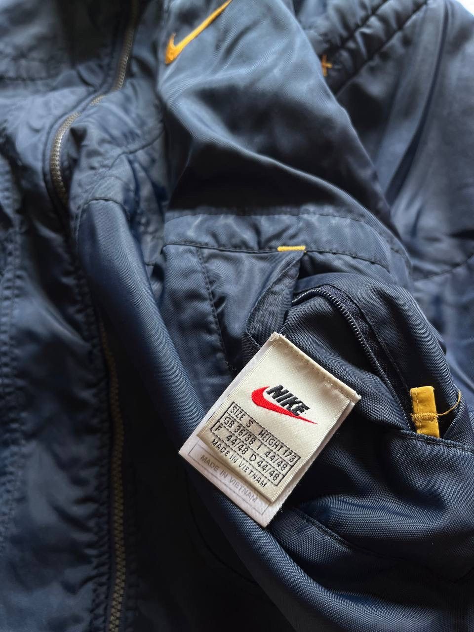 Nike Vintage Nike Swoosh Reversible Winter Puffer Jacket Y2K S Size US S / EU 44-46 / 1 - 7 Thumbnail
