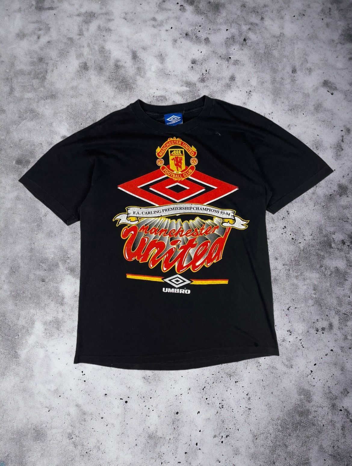 image of Vintage 90's Umbro Manchester United T Shirt in Black, Men's (Size Large)
