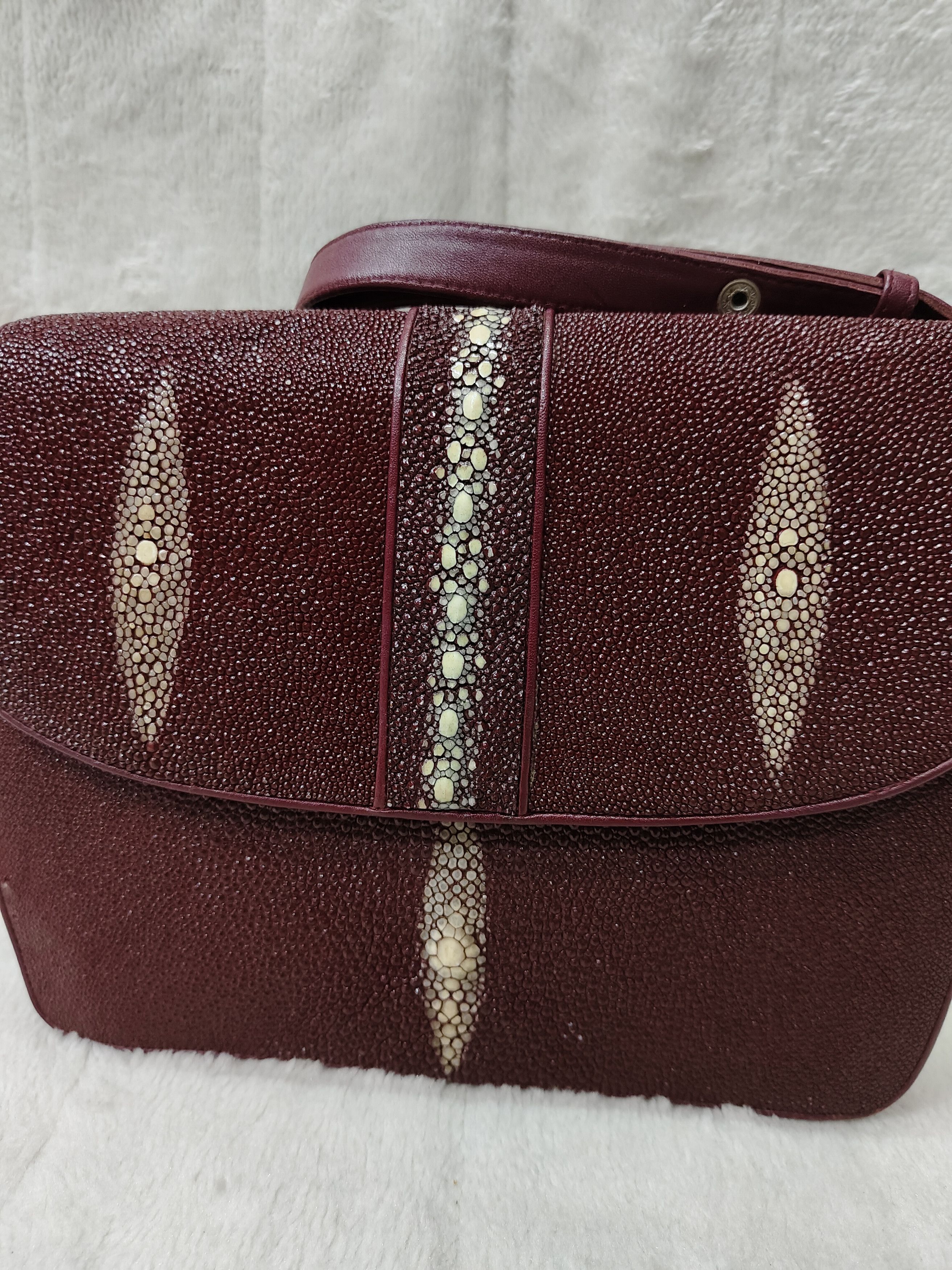 Vintage 80s Stingray Leather Burgundy Exotic Skin Shoulder Bag Size ONE SIZE - 2 Thumbnail