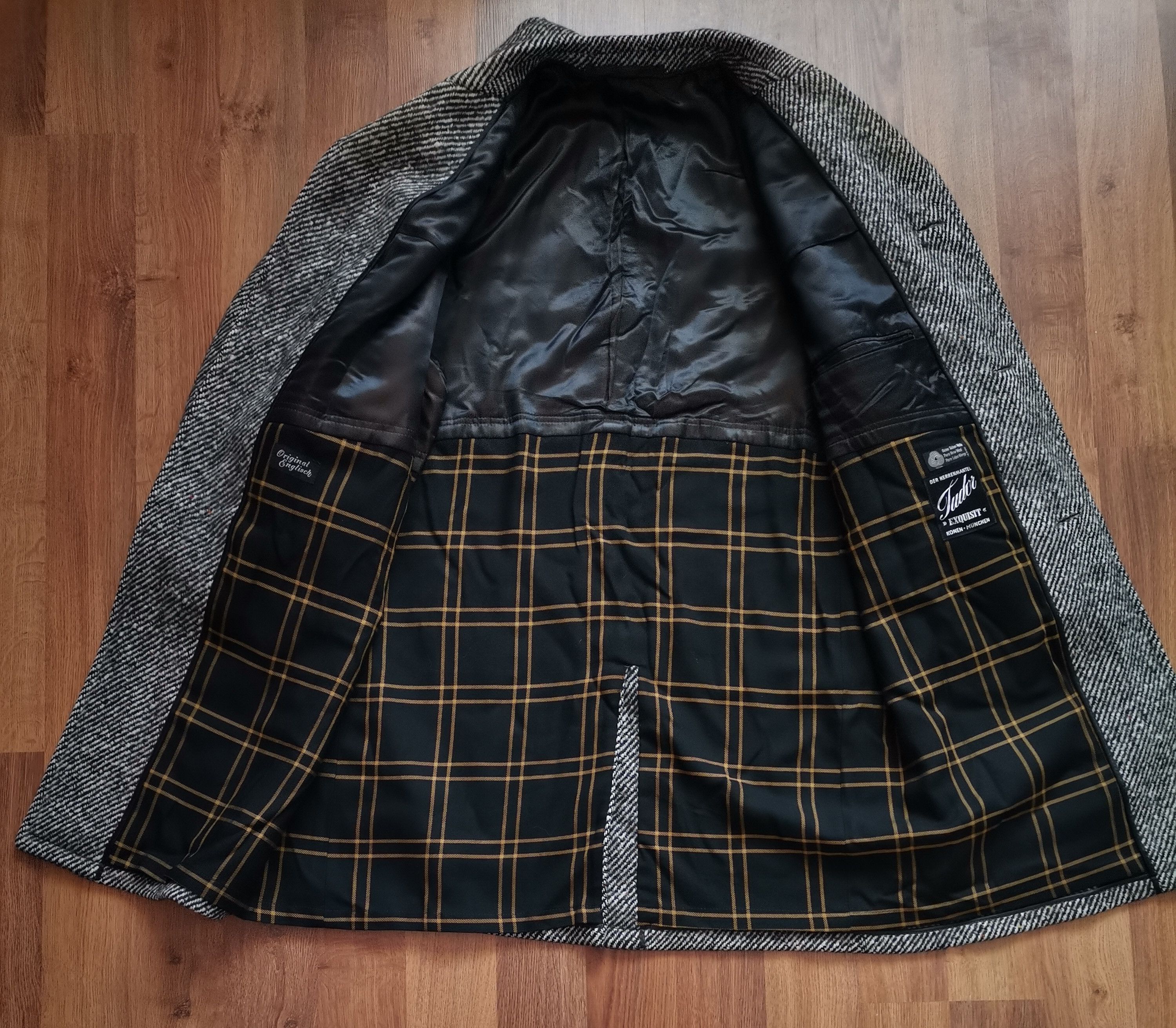 Tudor × Vintage Vintage Tudor Wool Coat Size US L / EU 52-54 / 3 - 3 Thumbnail