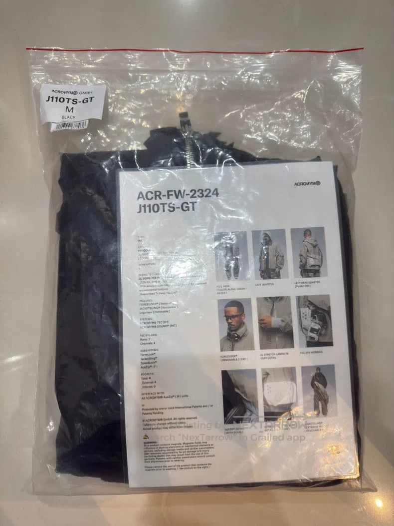 Acronym Acronym Overcoat Size US M / EU 48-50 / 2 - 5 Thumbnail