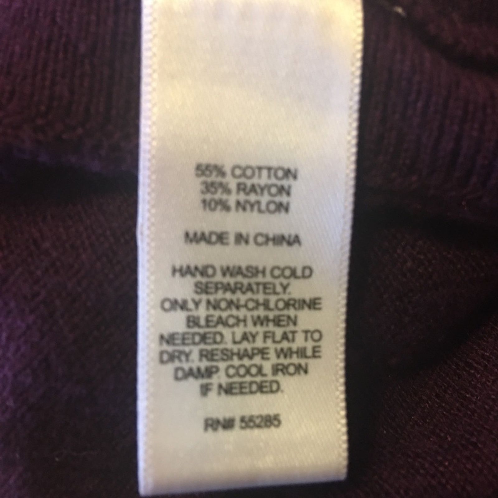 Express Express super soft burgundy v neck sweater XS Size XS / US 0-2 / IT 36-38 - 8 Thumbnail