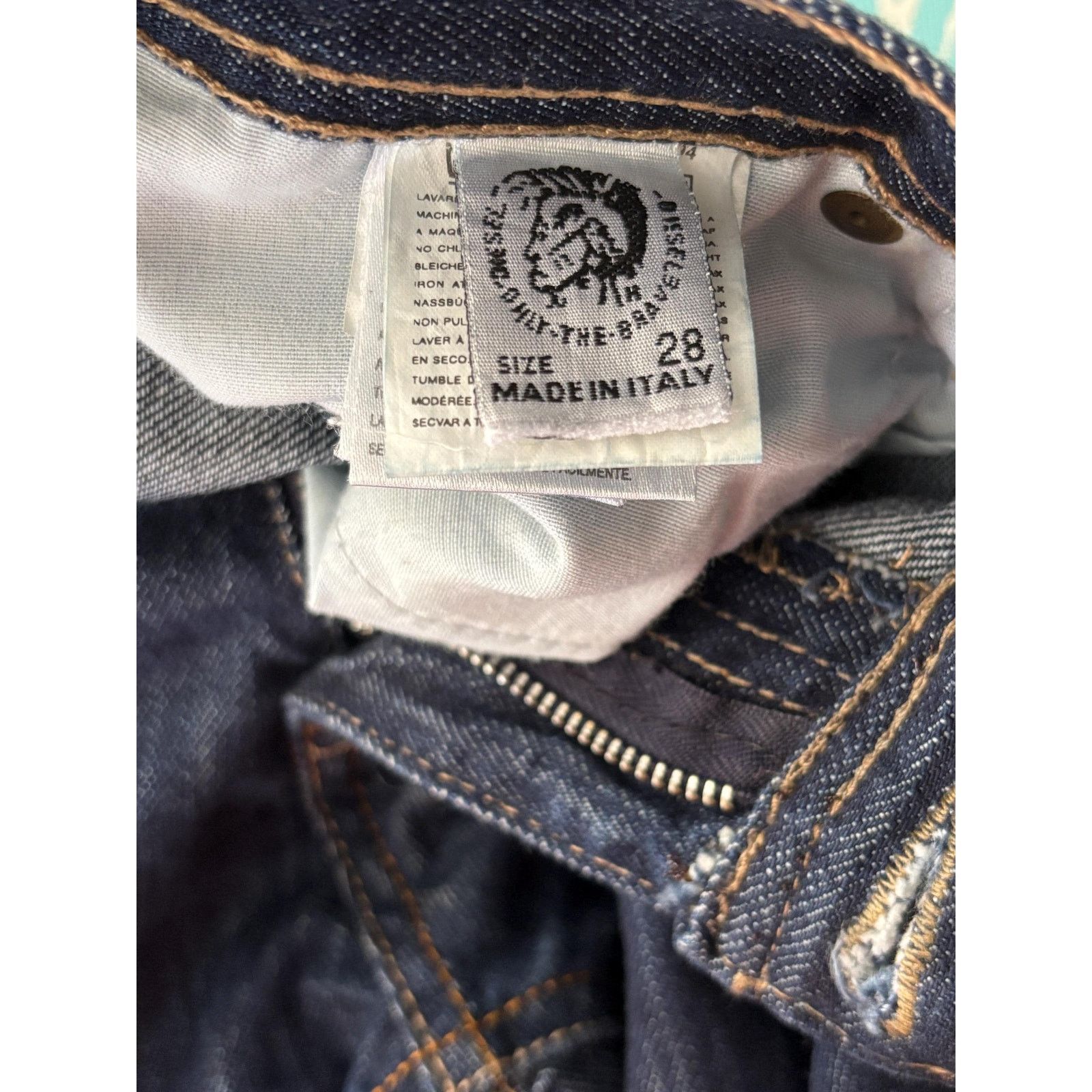 Diesel Vintage Diesel Jeans W28 Italy Dark Wash Straight Raw Hem Size US 28 / EU 44 - 8 Thumbnail