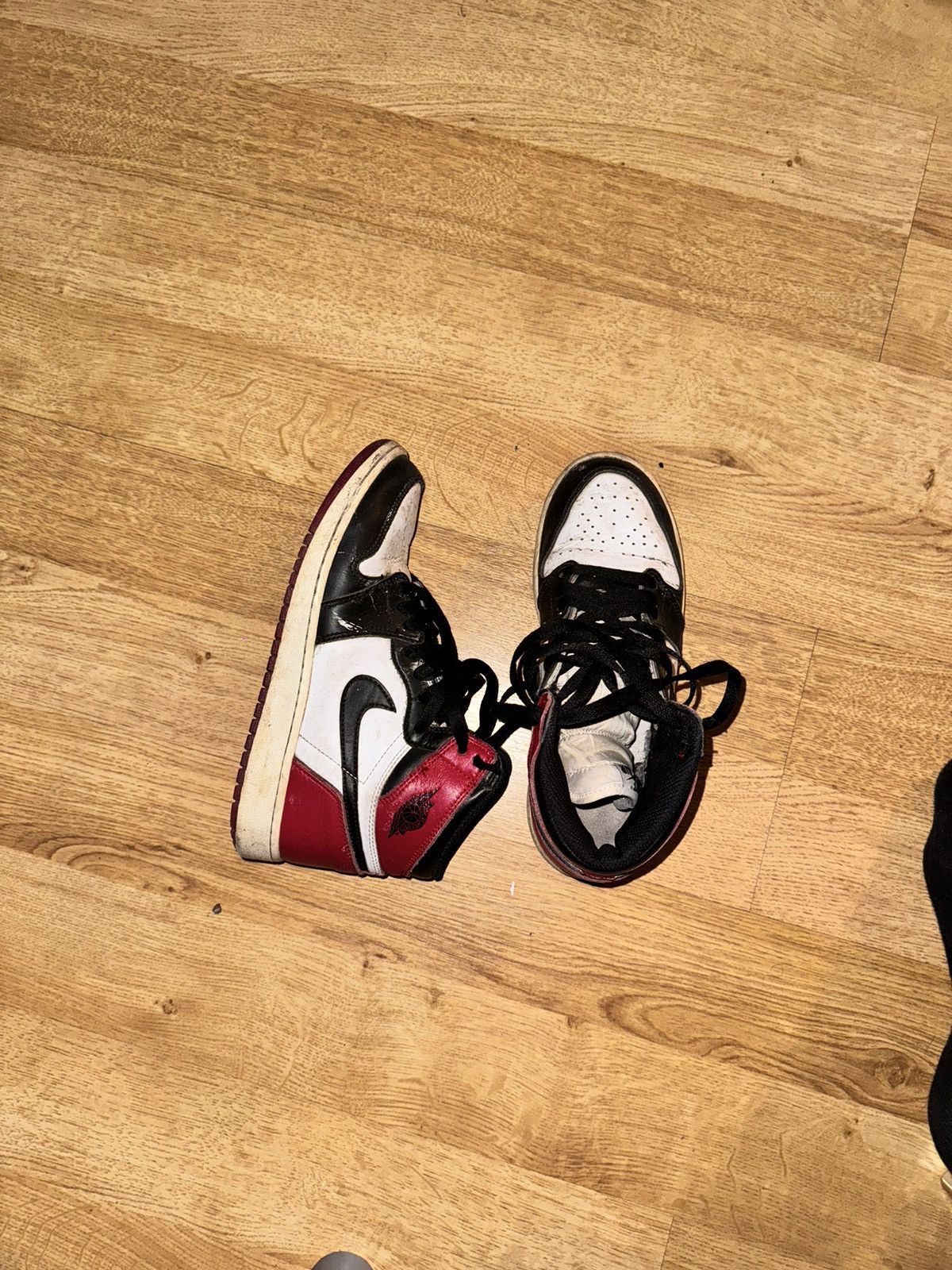 Jordan Brand × Nike Jordan 1 black toe 2016 Size US 6 / EU 39 - 4 Thumbnail