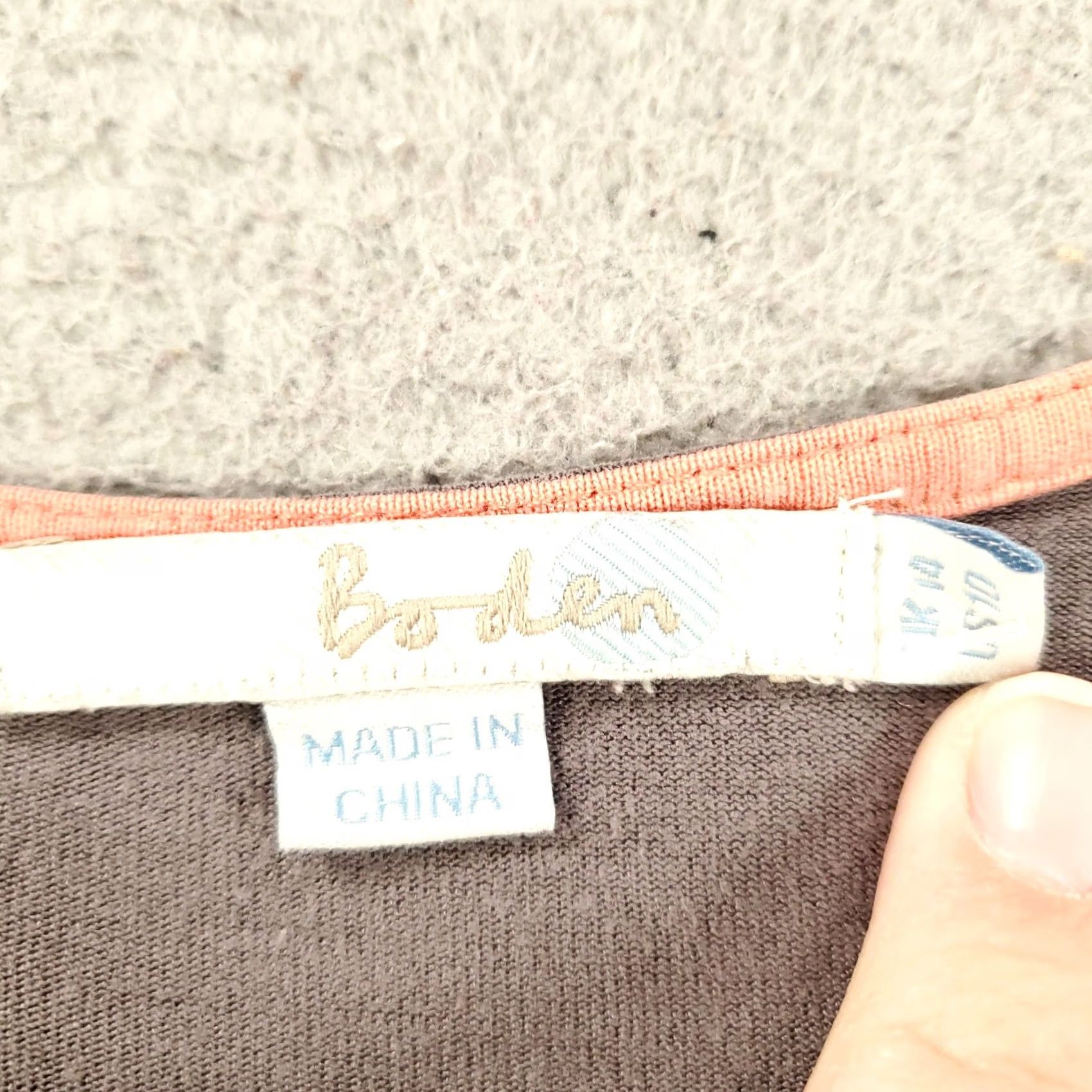 Boden Boden Top Womens 10 Gray Cap Sleeve Embroidered Knit Blouse Long Rounded Neck Casual, Party, Travel Womens Regular 10 Gray Bod en Size L / US 10 / IT 46 - 6 Thumbnail