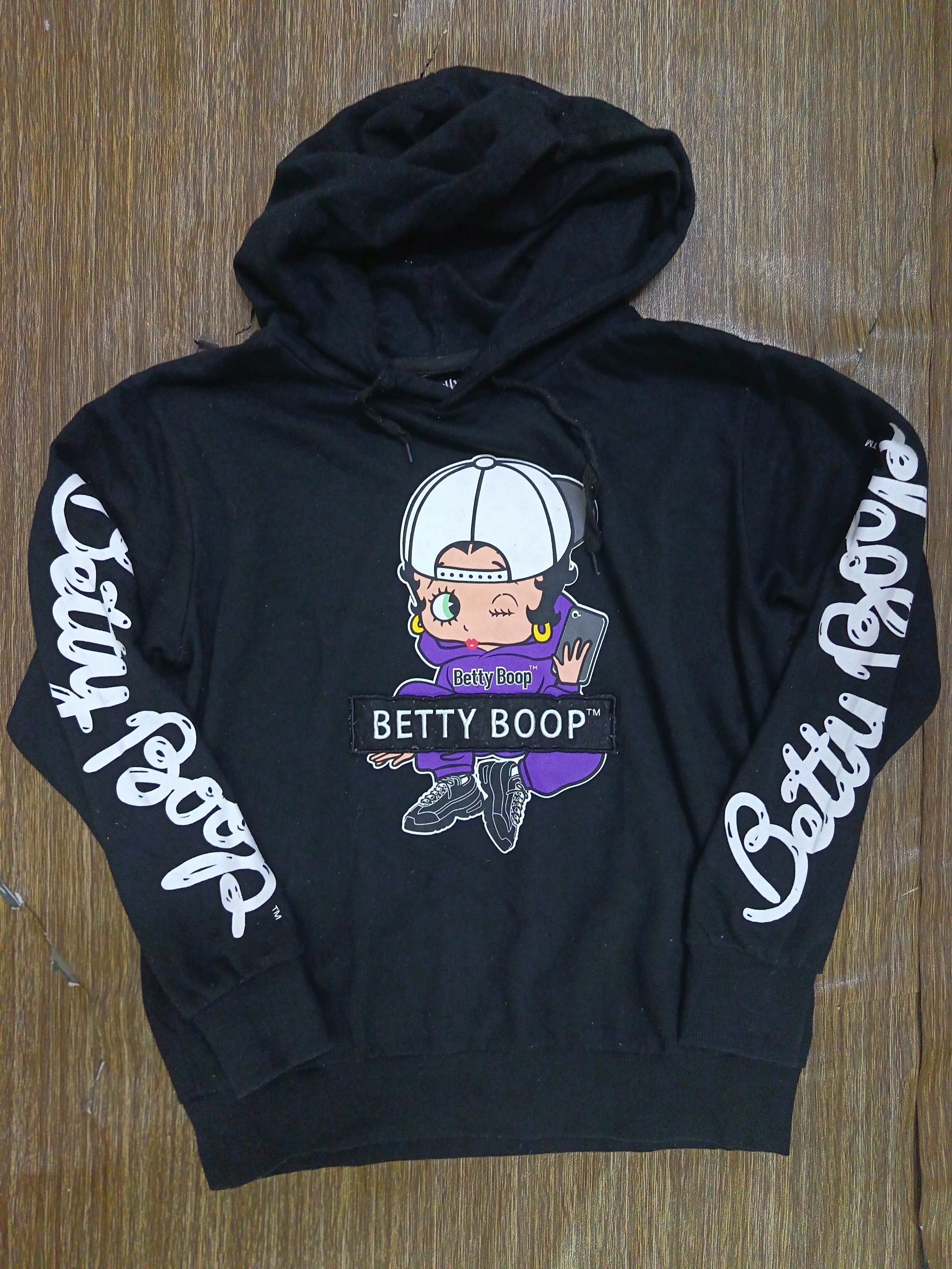 Japanese Brand Betty boop hoodie Size M / US 6-8 / IT 42-44 - 1 Thumbnail