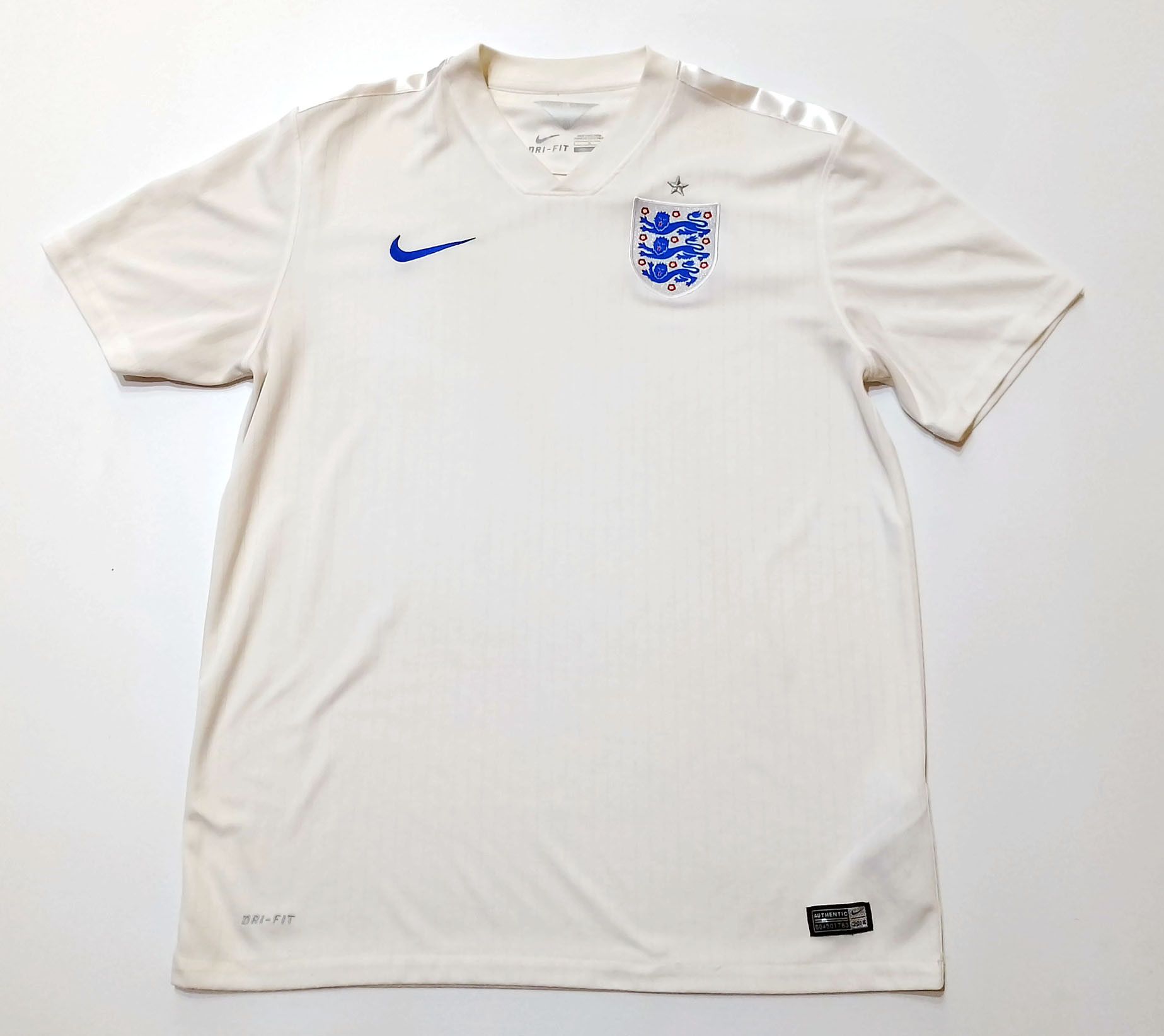 Nike England 2014 Home Nike Jersey, Men’s Size L, 588101-105 Size US L / EU 52-54 / 3 - 1 Thumbnail