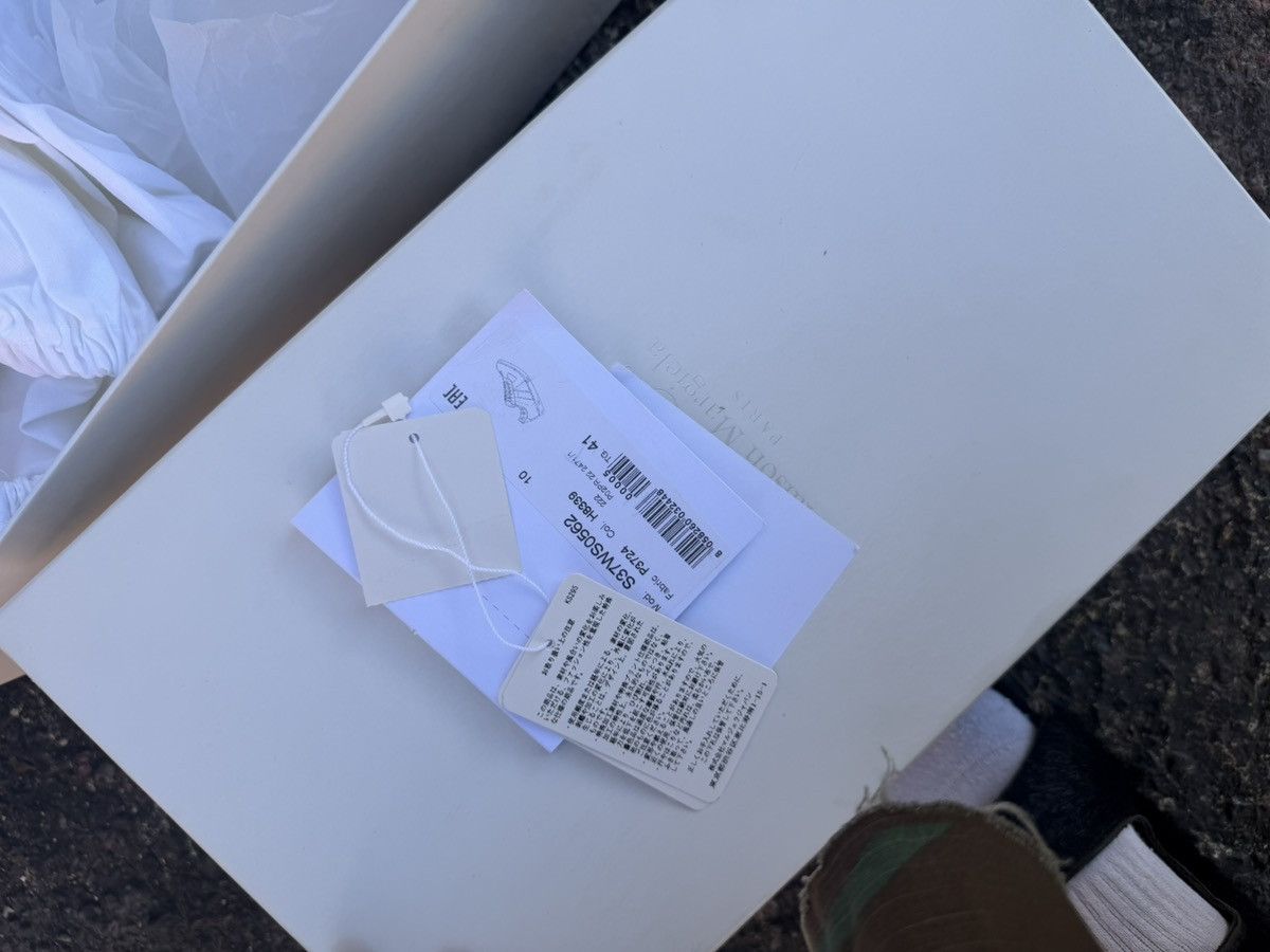 Maison Margiela Maison Margiela White GAT Size US 8 / EU 41 - 9 Thumbnail