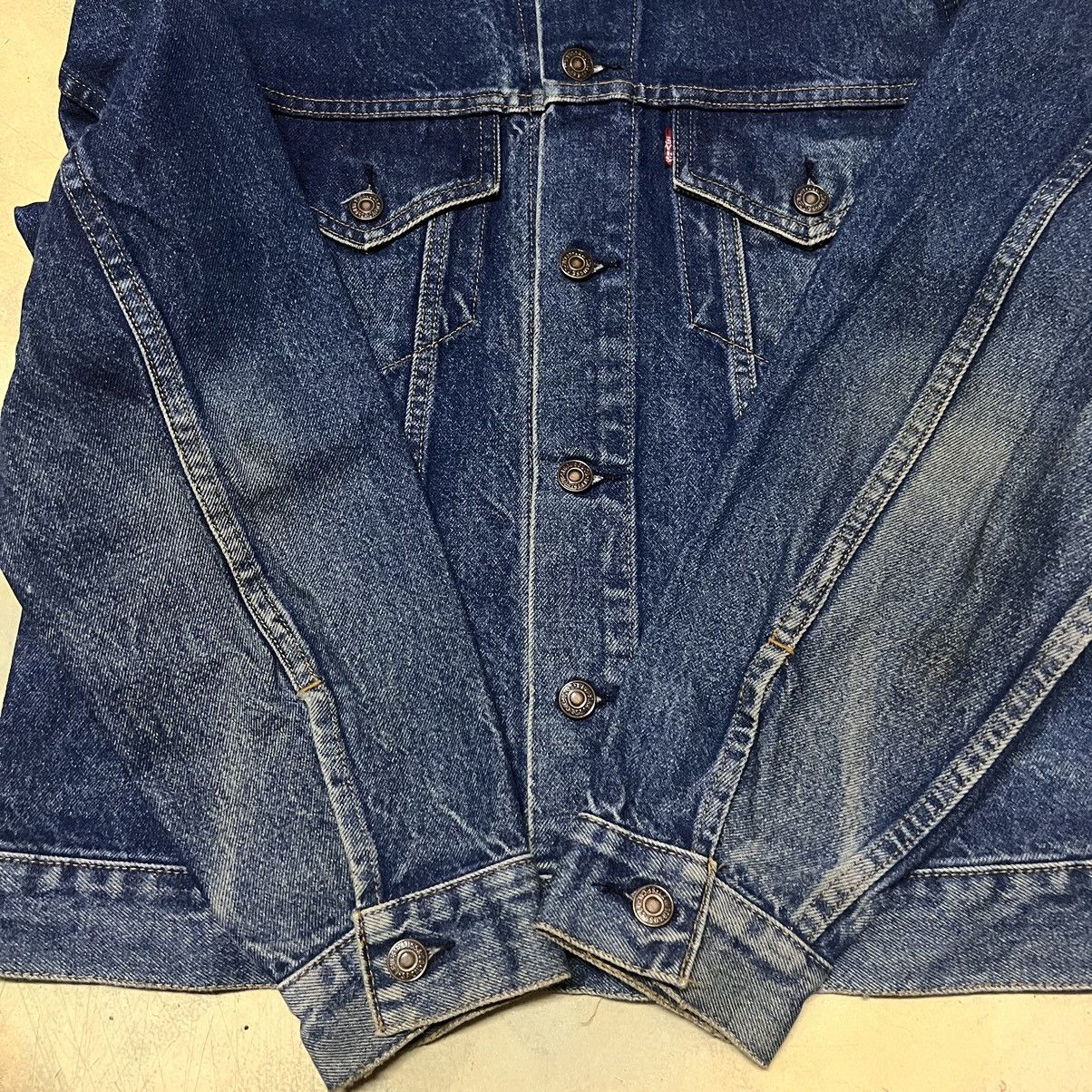 Levi's Vintage Levis Distressed Denim Jacket Size US M / EU 48-50 / 2 - 15 Thumbnail