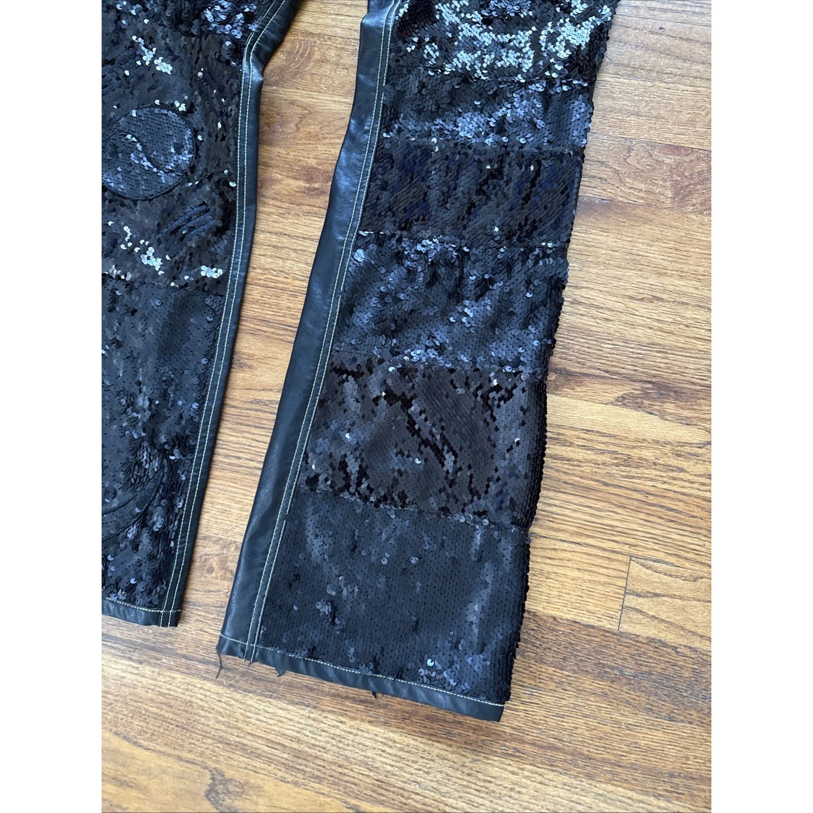 Whensmokeclears Whensmokeclears WSC SEQUIN PANTS Men’s Size 38 SEE PHOTOS! Size US 38 / EU 54 - 6 Thumbnail