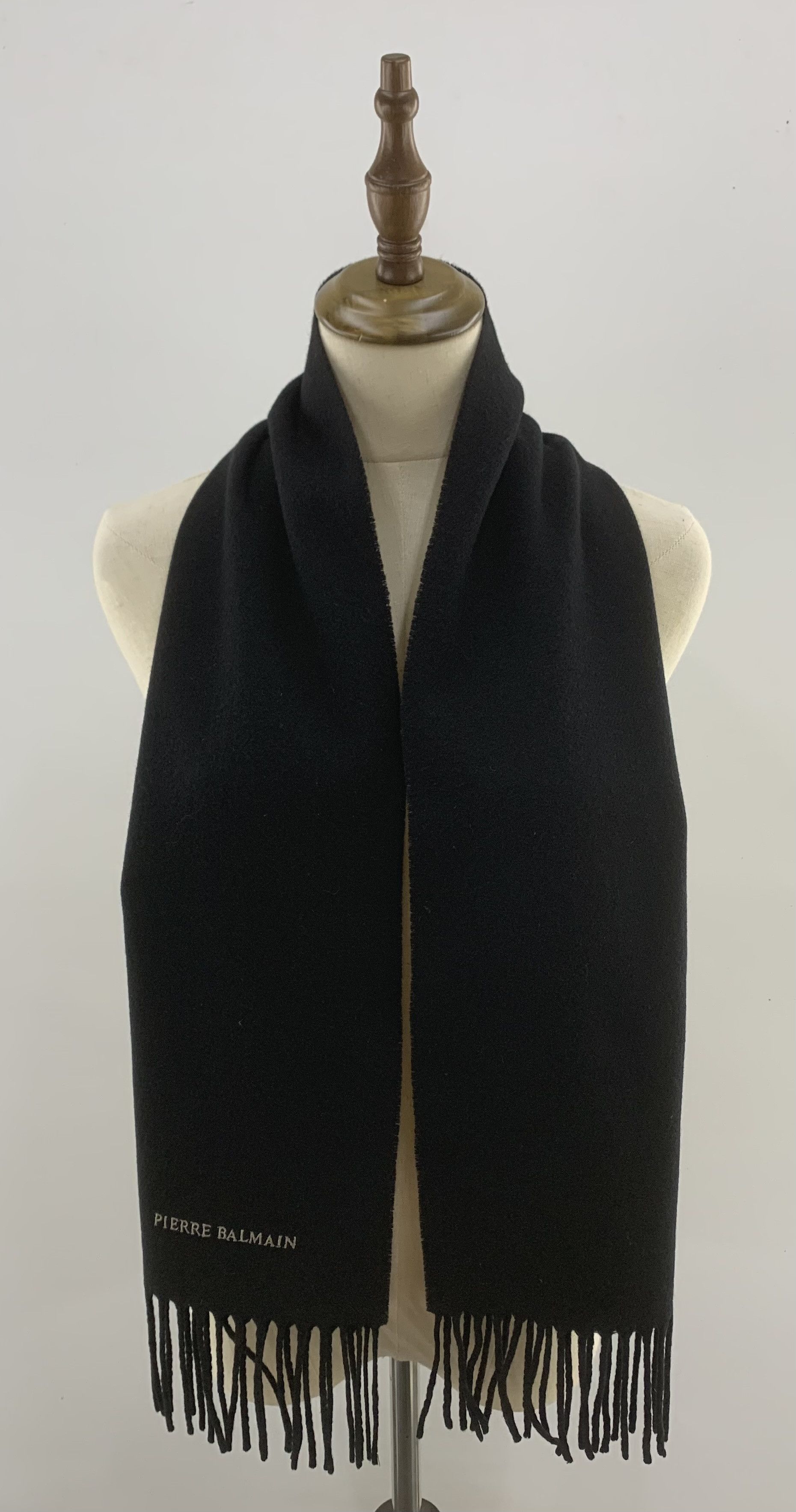 Pierre Balmain Pierre Balmain Scarf Wool Muffler Neck Wrap BL2116 Size ONE SIZE - 1 Thumbnail