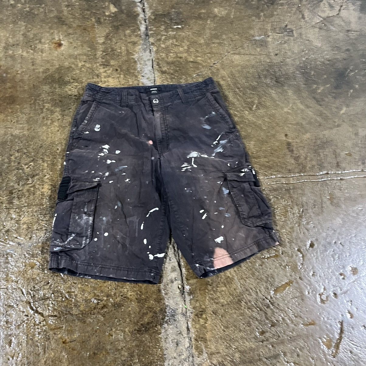 Japanese Brand × Vintage Crazy Paint Splatter Thrashed Workwear Skater Cargo Shorts Size US 32 / EU 48 - 8 Thumbnail
