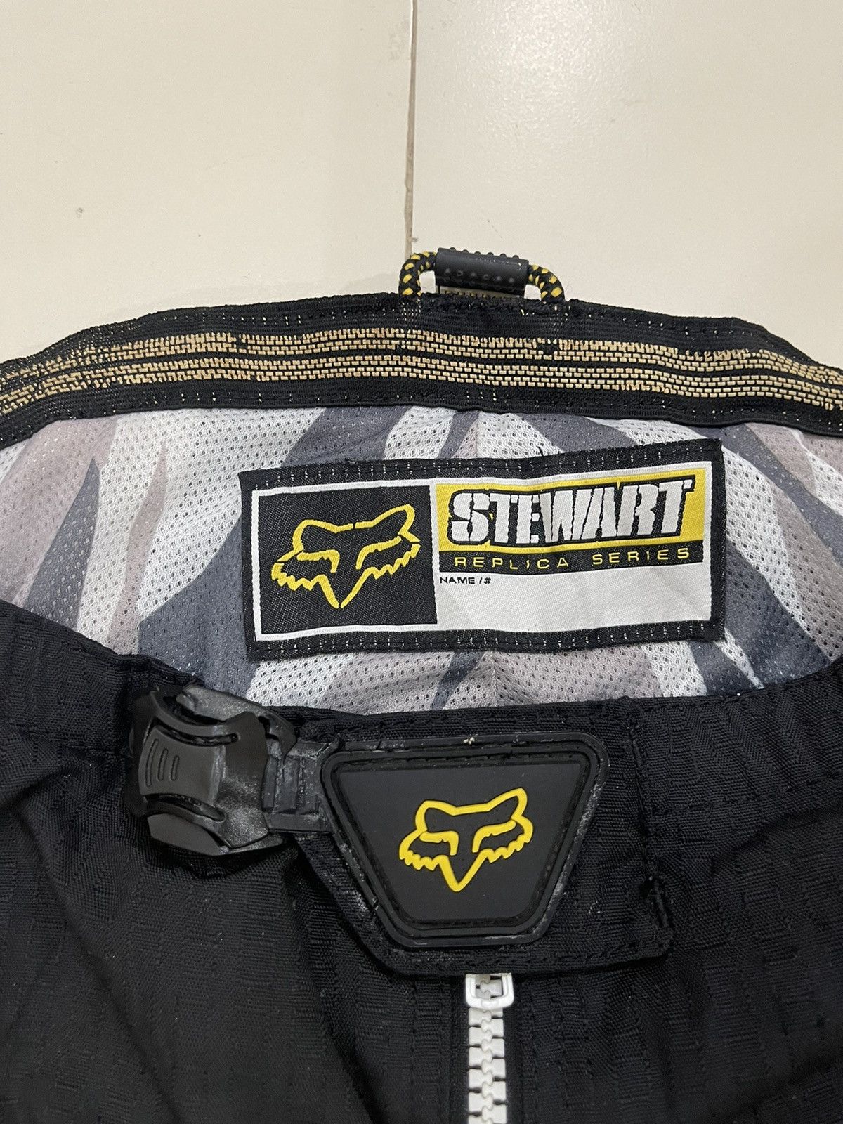 Fox Racing × Vintage VINTAGE FOX RACING COLLECTION BLACK WHITE SCRAMBLER Size US 32 / EU 48 - 4 Thumbnail