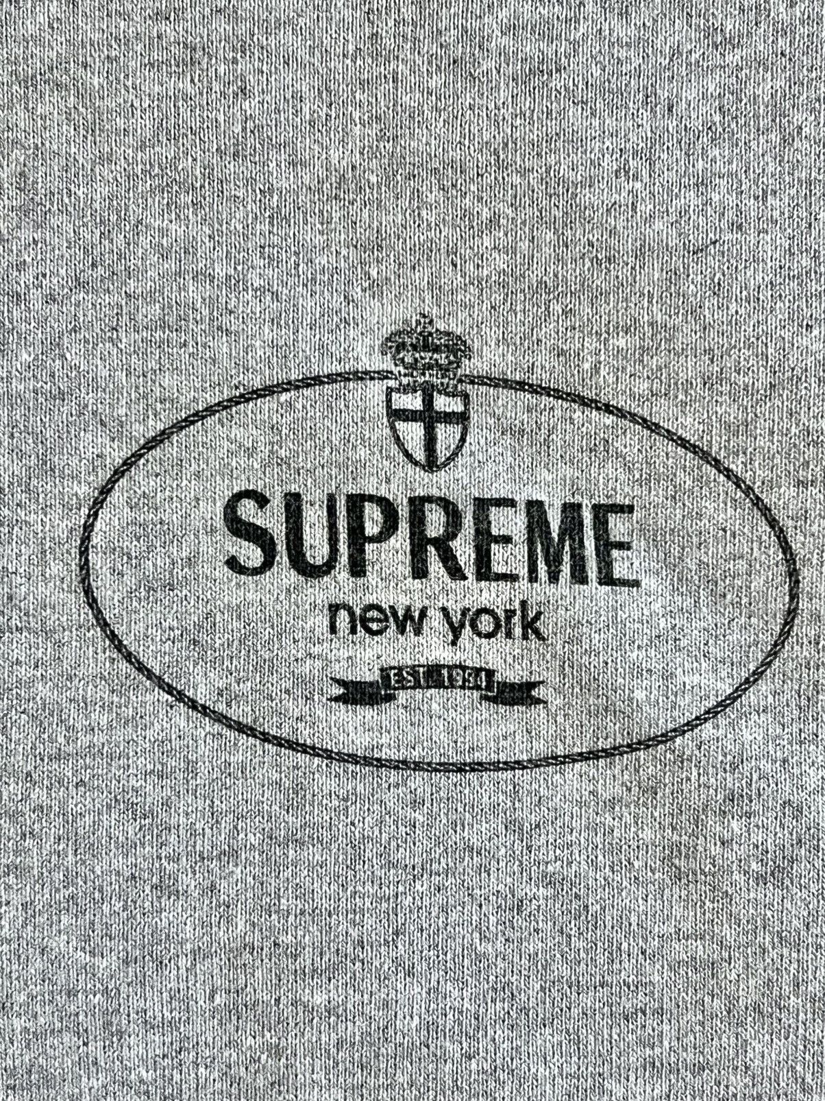 Supreme Supreme Sweatshirt XL authentic Size US XL / EU 56 / 4 - 5 Thumbnail