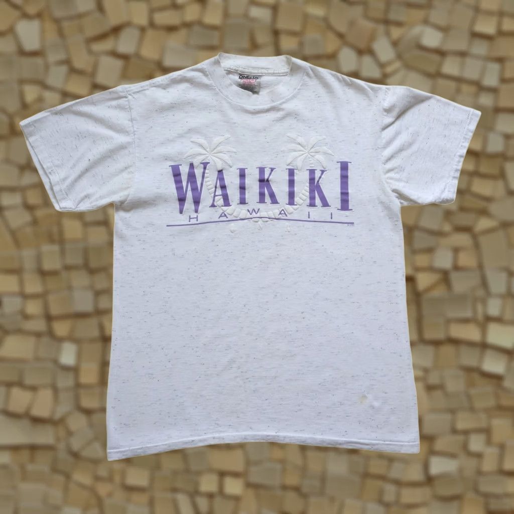 Vintage VINTAGE 90s USA HAWAII WAIKIKI PUFFY GRAPHIC GRAY 100% COTTON T SHIRT SZ M Size US M / EU 48-50 / 2 - 1 Thumbnail