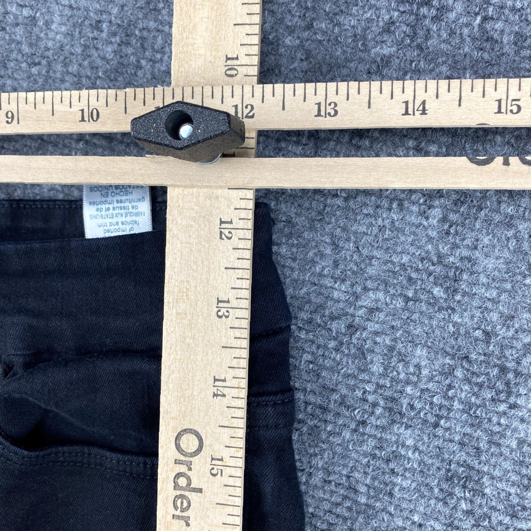 Good American Good American Jeans Womens 0/25 Black Skinny Stretch Denim High Rise 5-Pocket Zip Closed Slim Leg Jeans Womens Size 42" / US 20 - 6 Thumbnail