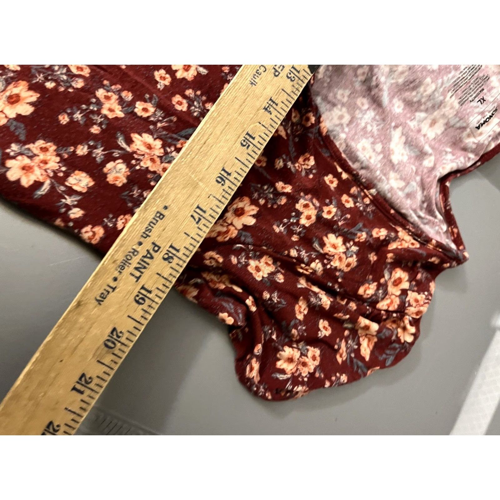 Vintage VINTAGE Sonoma Maroon Long Roll Tab Sleeve V Neck Henley Hi-Low Rayon Blouse XL Size XL / US 12-14 / IT 48-50 - 5 Thumbnail