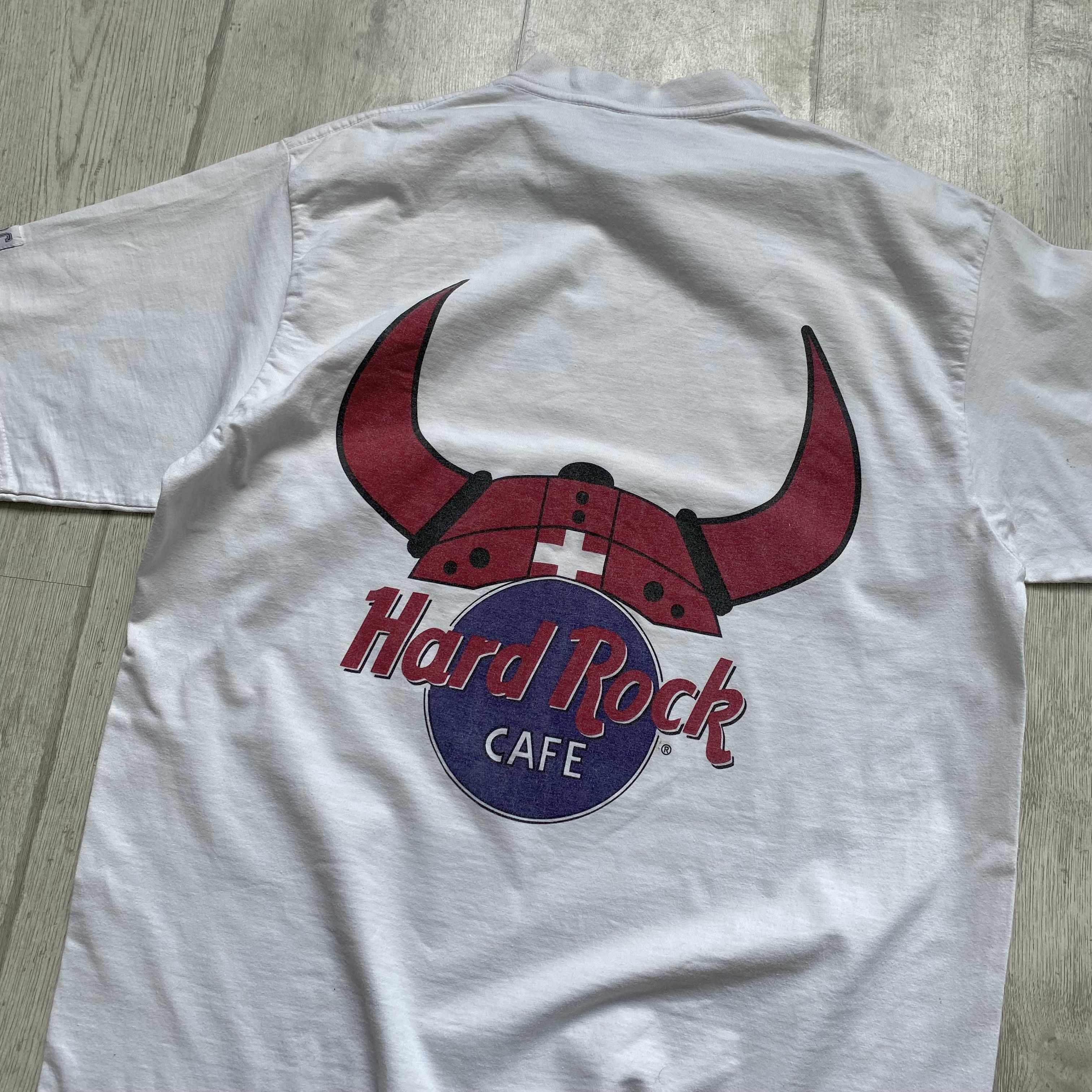 Hard Rock Cafe 🇩🇰 Vintage 90s Hard rock cafe Heavy tee Denmark Viking Size US M / EU 48-50 / 2 - 9 Thumbnail