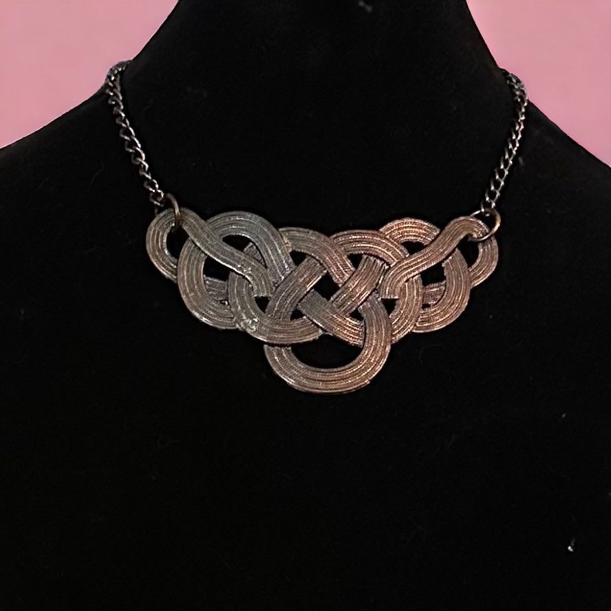 Other Celtic knot statement necklace Size ONE SIZE - 1 Thumbnail