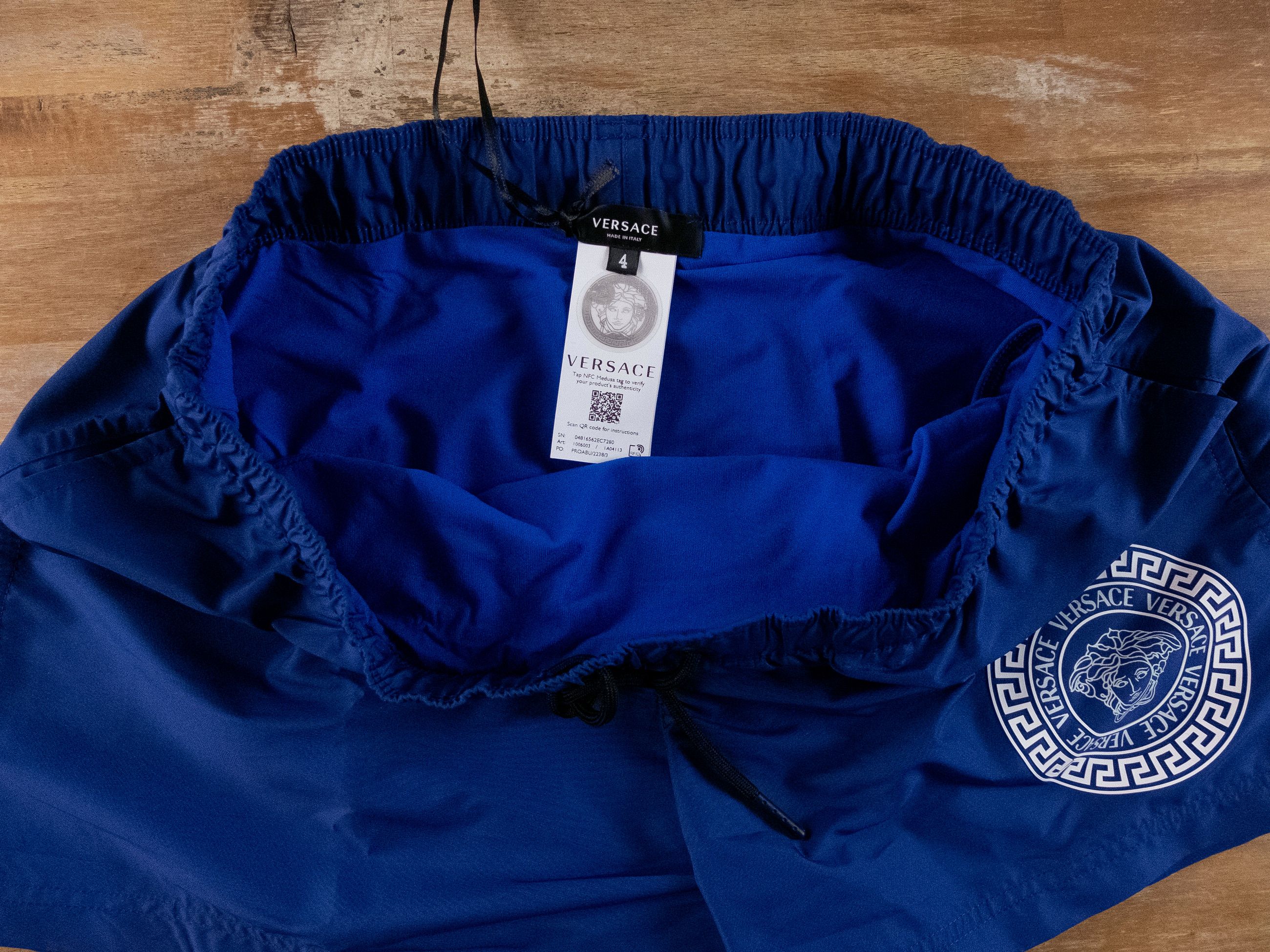 Versace VERSACE royal blue Medusa logo swim shorts 4 Medium trunks Size US 32 / EU 48 - 6 Thumbnail