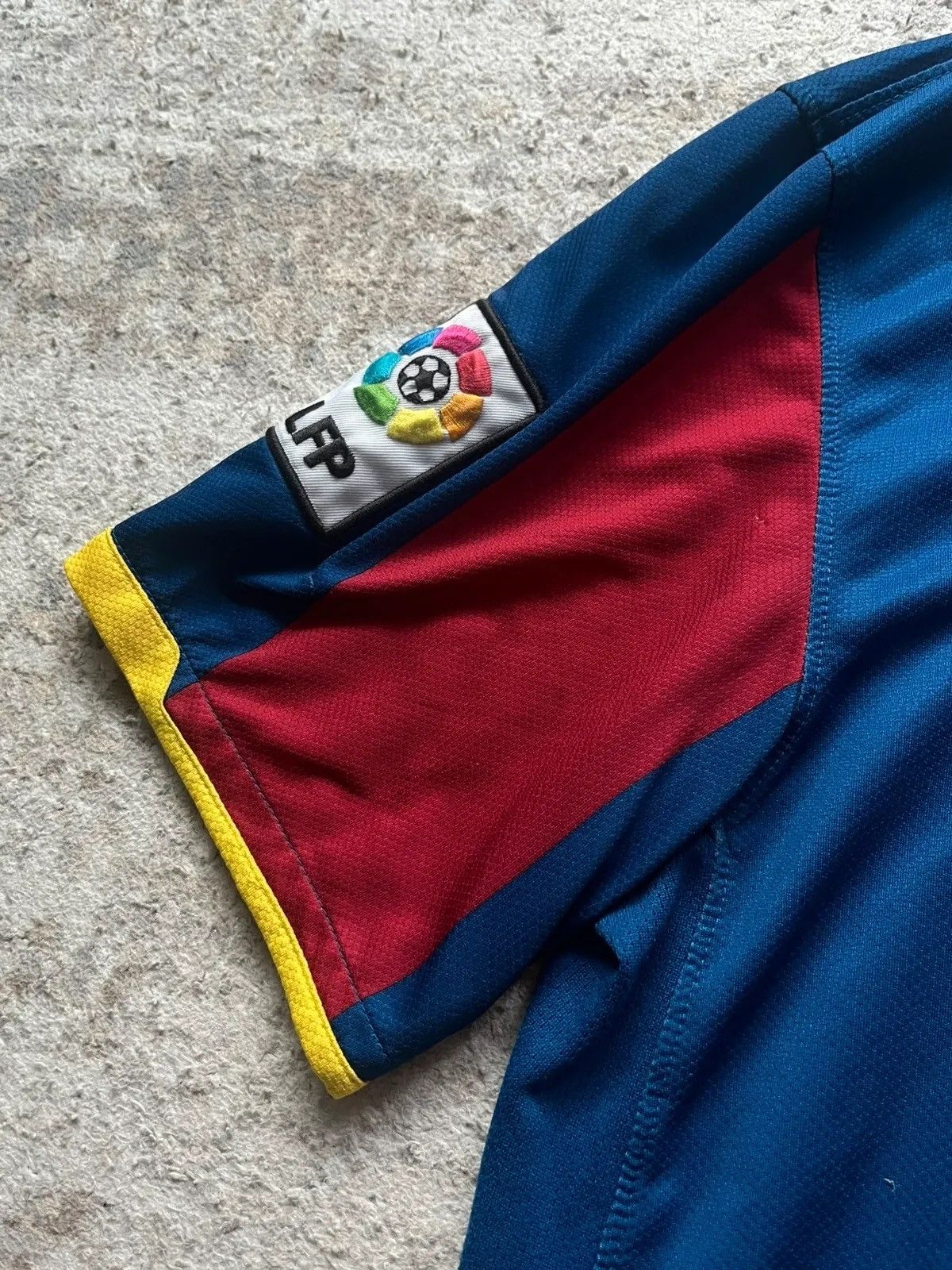 Nike Nike Messi #10 Made in Thailand 2010 Rare T-Shirt Dri-Fit Size US M / EU 48-50 / 2 - 5 Thumbnail
