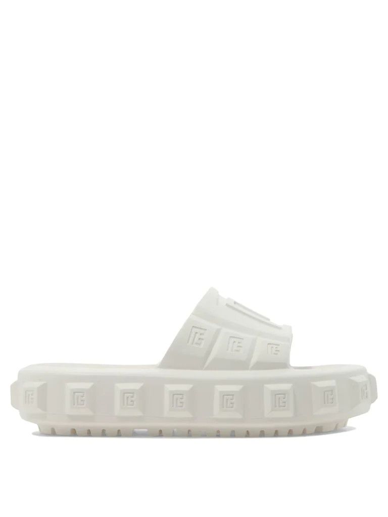 o1srvl11e1123 Pool Slides in White