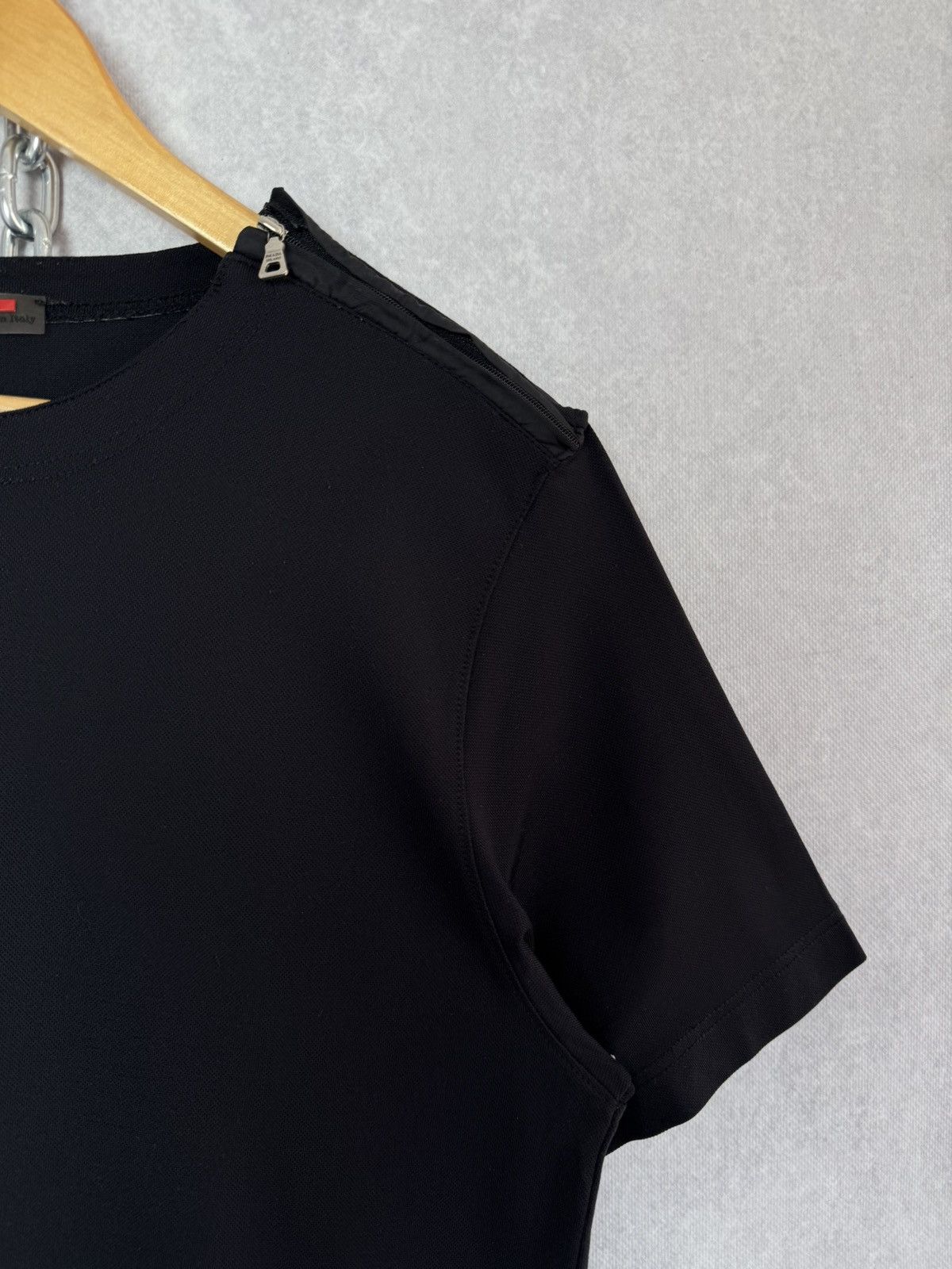 Prada Prada 00's Boxy Zip Neck Nylon White T-shirt Red tab size XL Size US XL / EU 56 / 4 - 5 Thumbnail