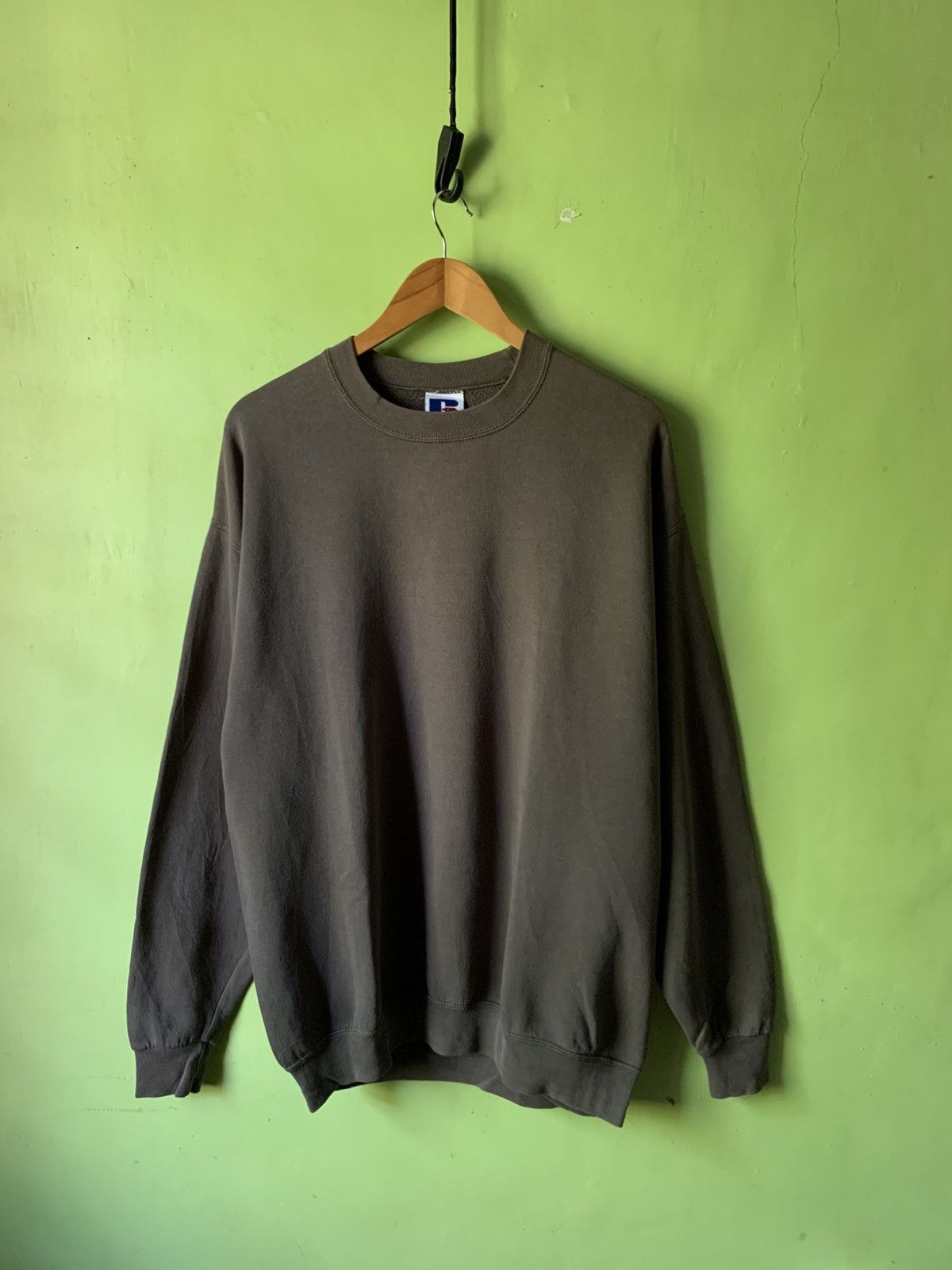 Russell Athletic Y2K Russell athletics plain pullover Size US XL / EU 56 / 4 - 1 Thumbnail
