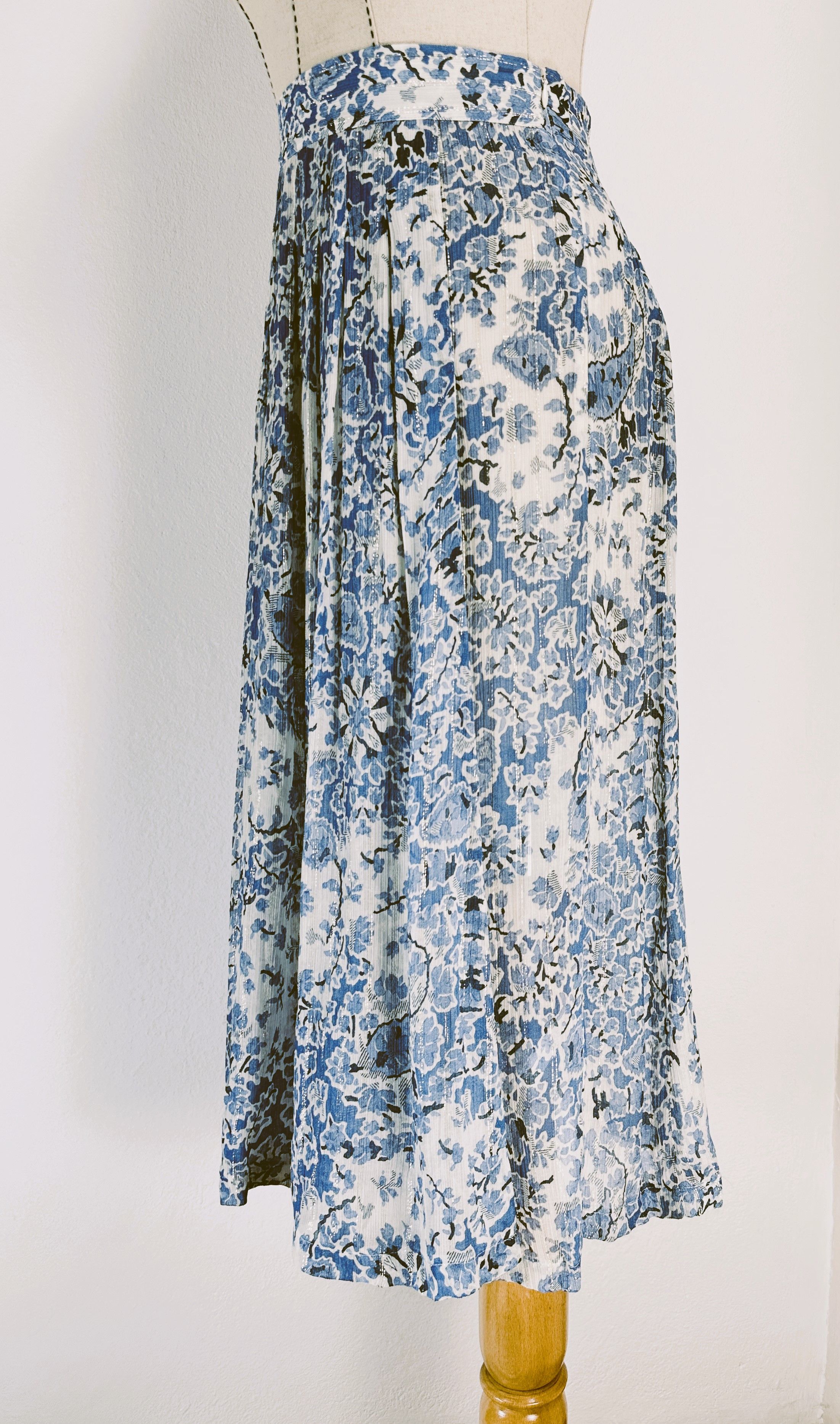 Sezane Blue Midi Skirt Size 26" / US 2 / IT 38 - 4 Thumbnail