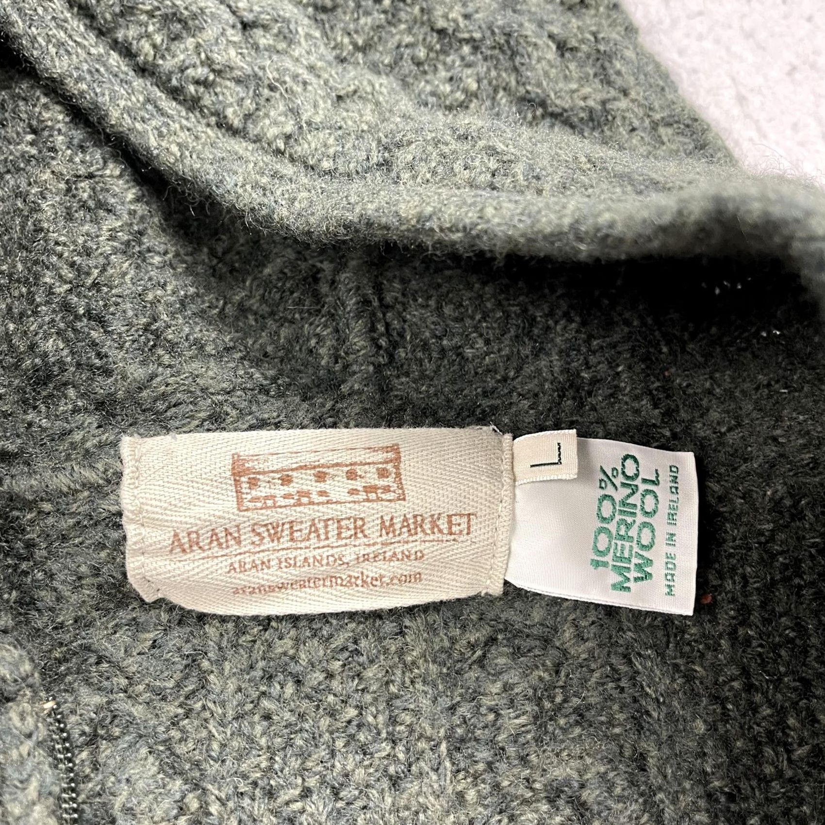 Market VINTAGE? No. Aran Sweater Market Green Hooded Cable-Knit MD? None. Size L / US 10 / IT 46 - 4 Thumbnail