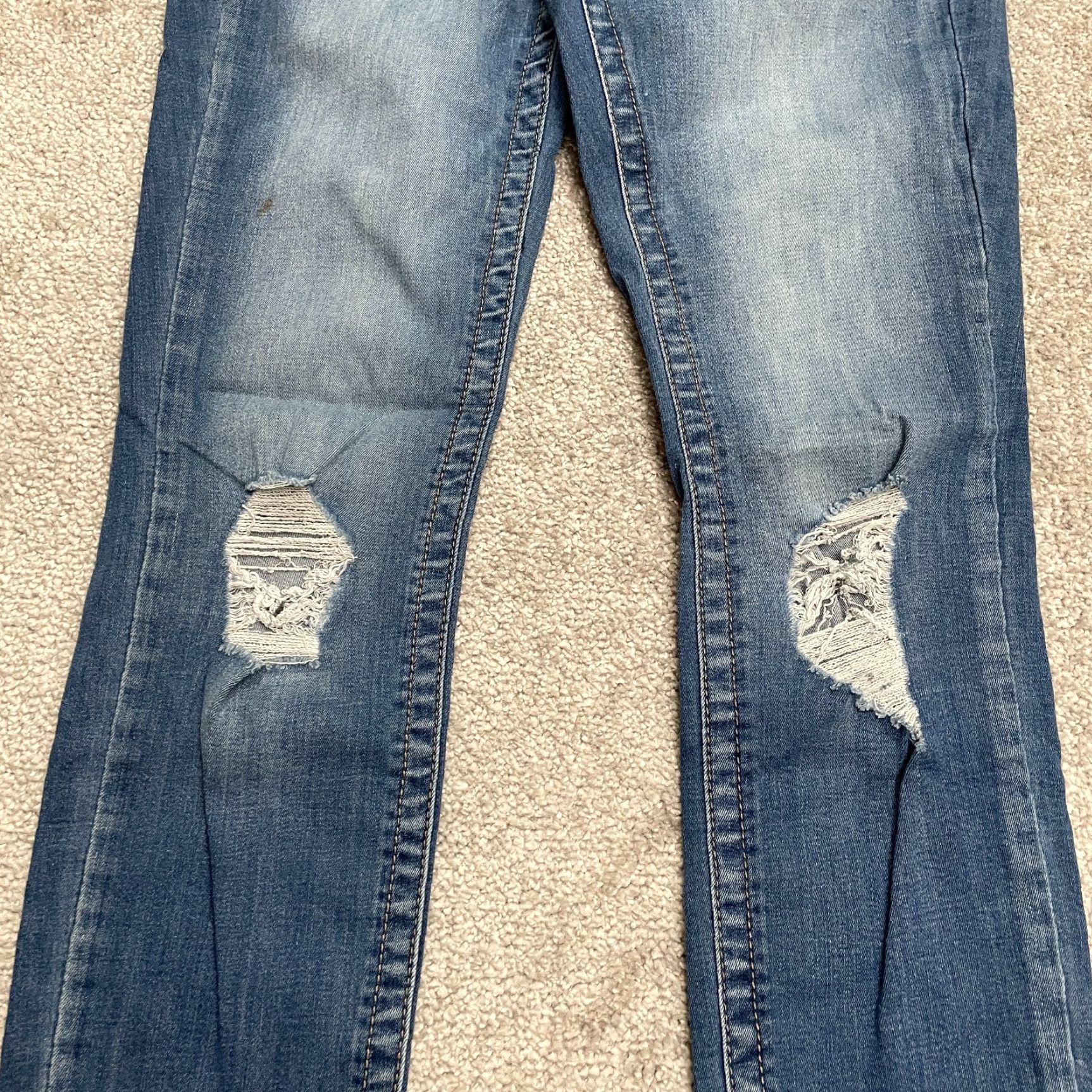 Vintage Mudd FLX Stretch Distressed Skinny Jeans Juniors 3 Blue Medium Wash 26x30 Size 26" / US 2 / IT 38 - 6 Thumbnail