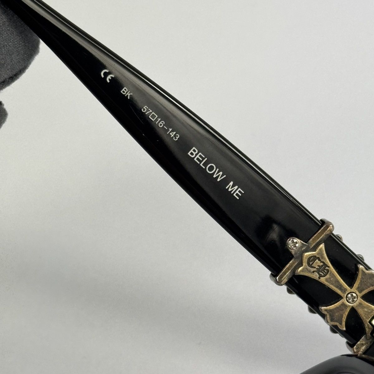 Chrome Hearts BELOW ME GLASSES Size ONE SIZE - 7 Thumbnail