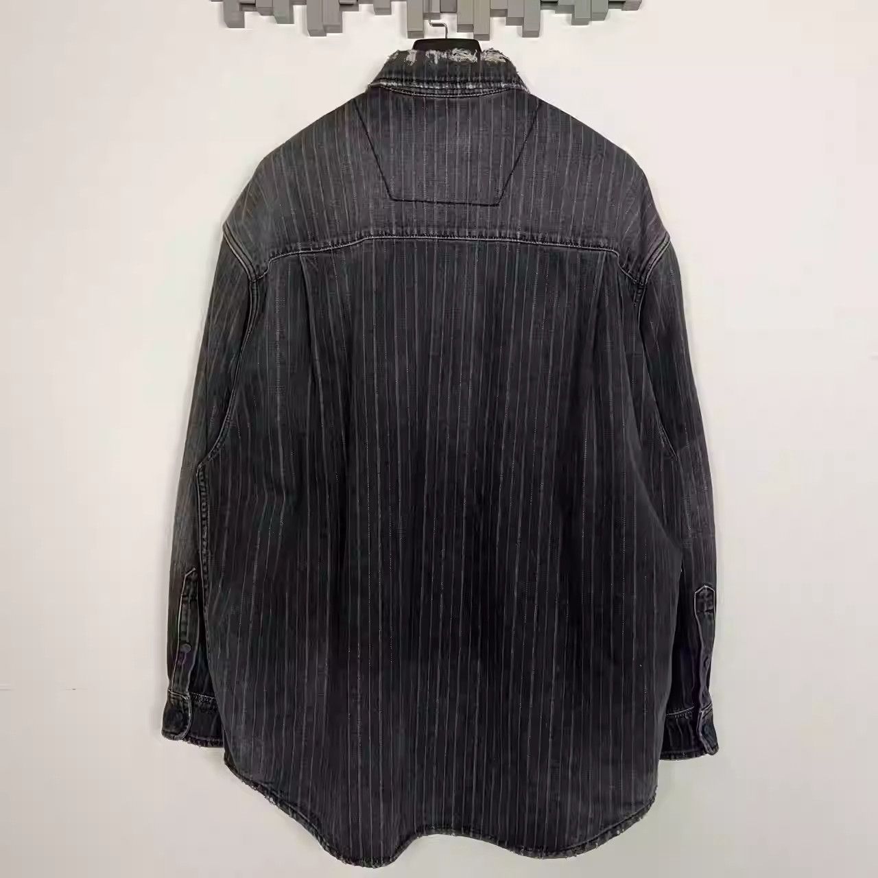 Balenciaga Balenciaga SS22 Pinstripe Denim Long-sleeved Shirt Size US S / EU 44-46 / 1 - 2 Thumbnail