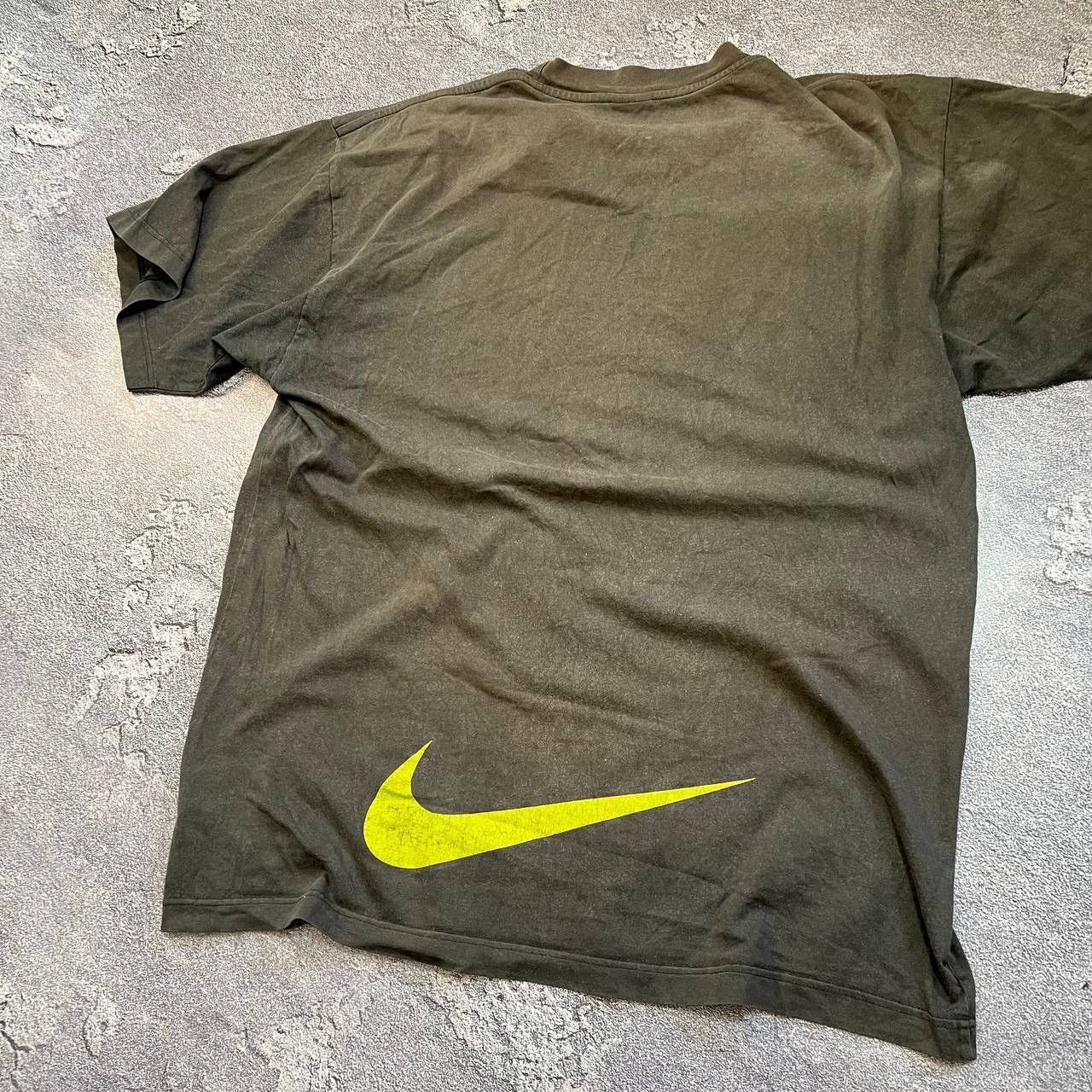 Nike × Vintage Very Vintage Nike Big LogoT shirt Size US L / EU 52-54 / 3 - 6 Thumbnail