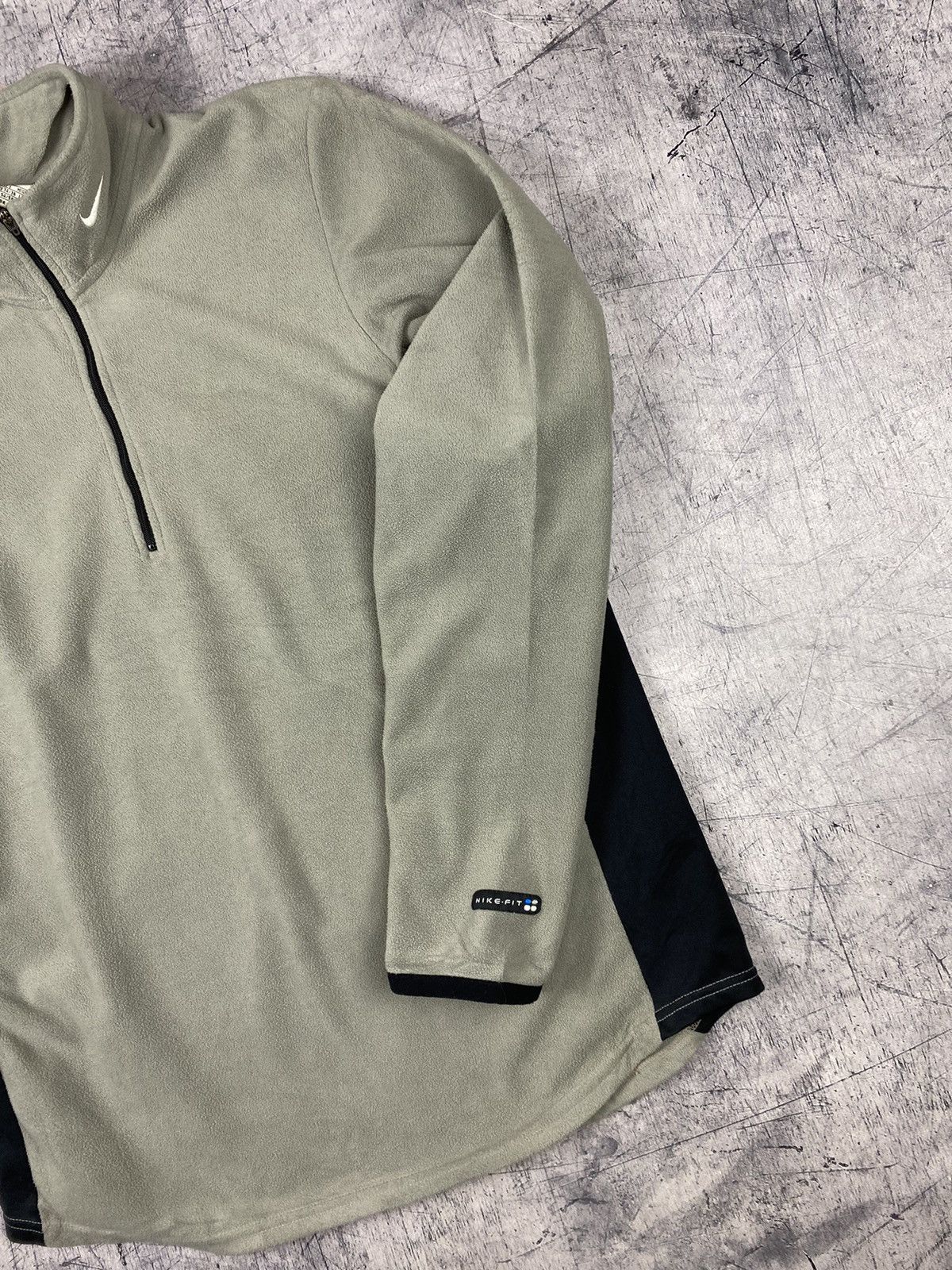 Nike Vintage Nike Zip Fleece Jacket Y2K Style Size US L / EU 52-54 / 3 - 4 Thumbnail