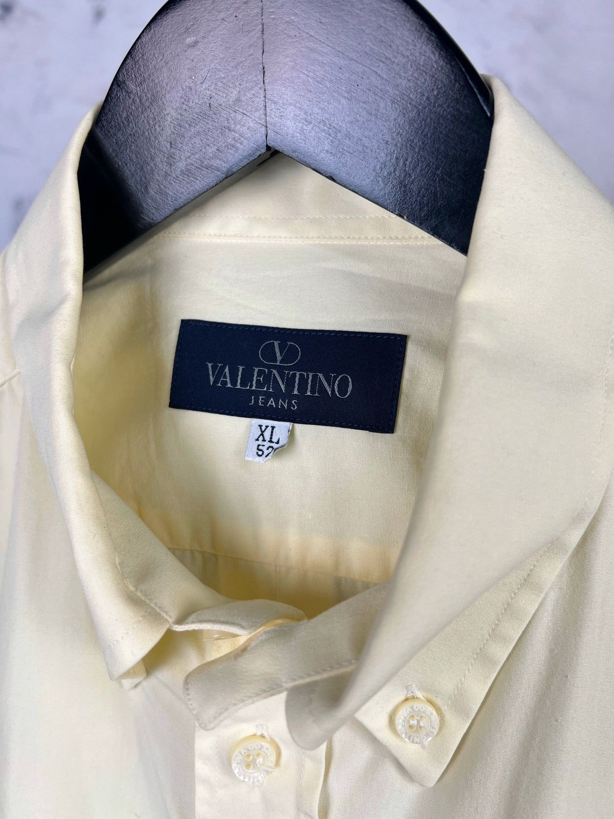 Valentino Vintage Valentino Jeans Button Up Shirt Size XL Size US XL / EU 56 / 4 - 4 Thumbnail