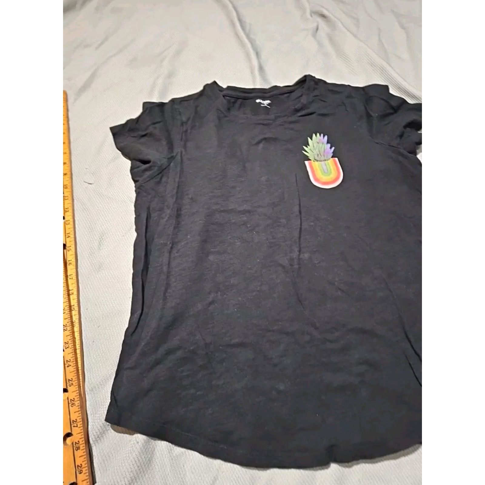 Old Navy Old Navy Shirt Womens XL Black Rainbow Pineapple Happiness Graphic Tee Size XL / US 12-14 / IT 48-50 - 4 Thumbnail