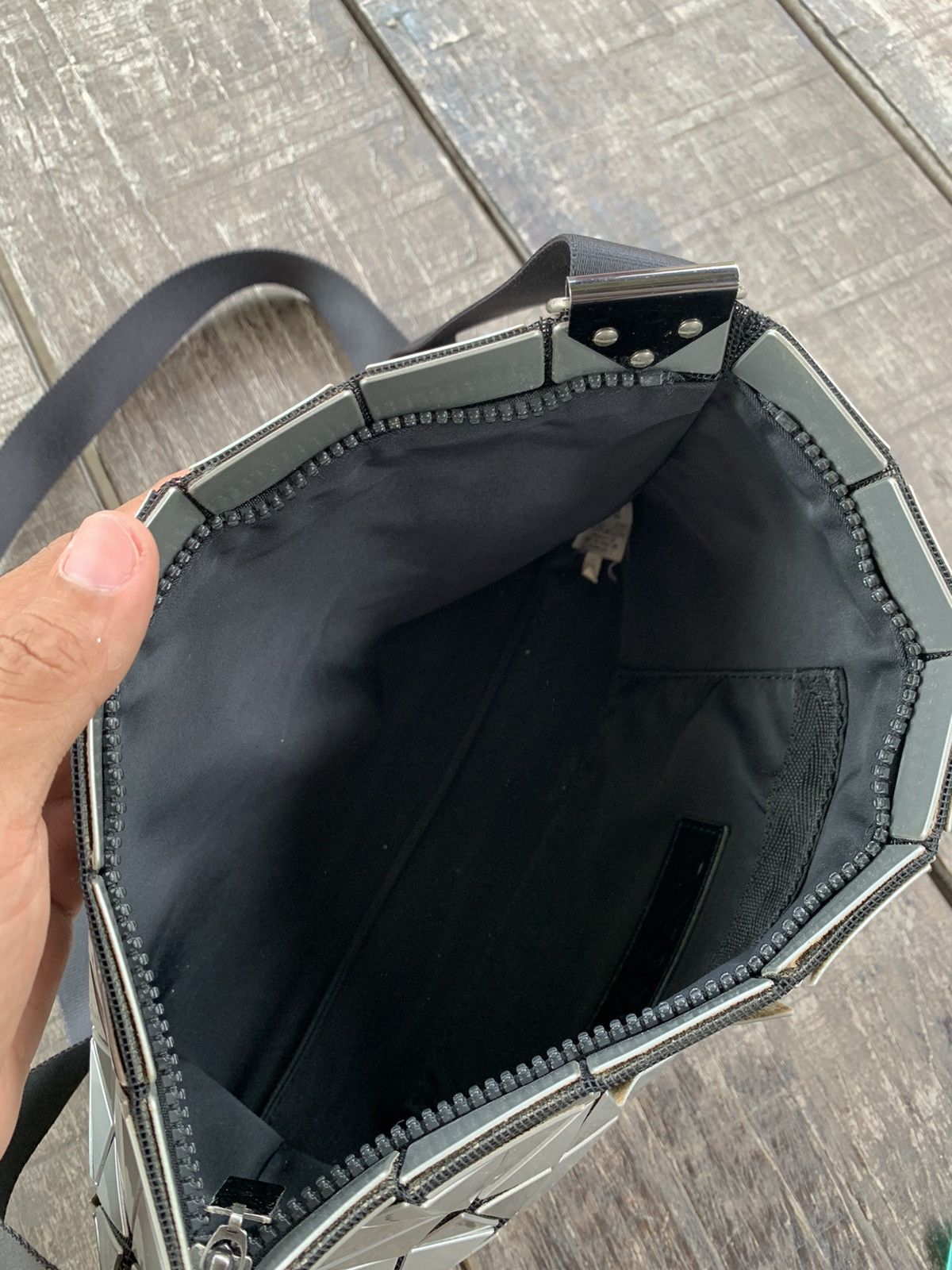 Issey Miyake × Issey Miyake Bao Bao × Japanese Brand Issey miyake bao bao nice design Size ONE SIZE - 10 Thumbnail