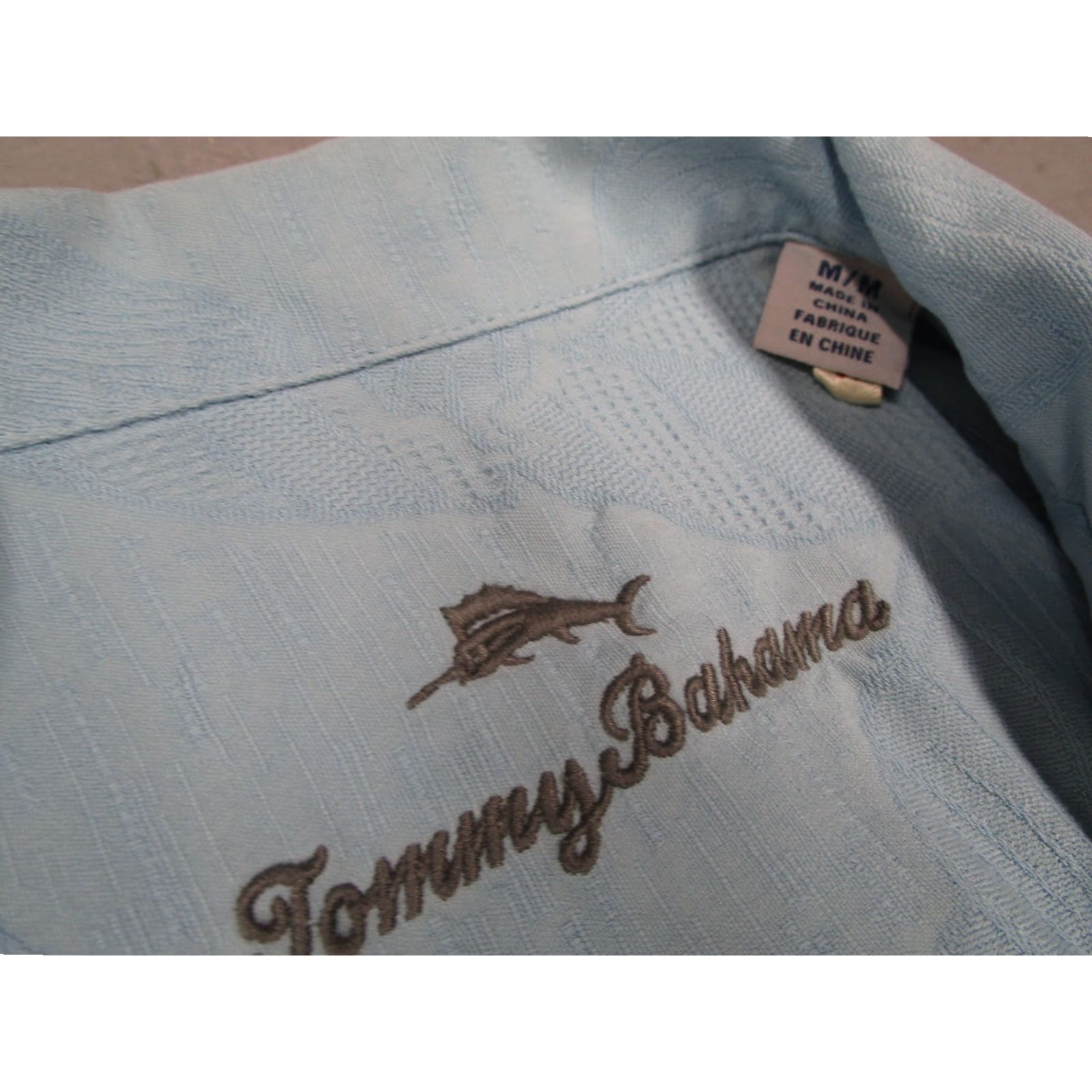 Tommy Bahama Tommy Bahama Shirt Mens Medium Blue Silk Button Up Take a Flight Toucans Tiki Size US M / EU 48-50 / 2 - 3 Thumbnail