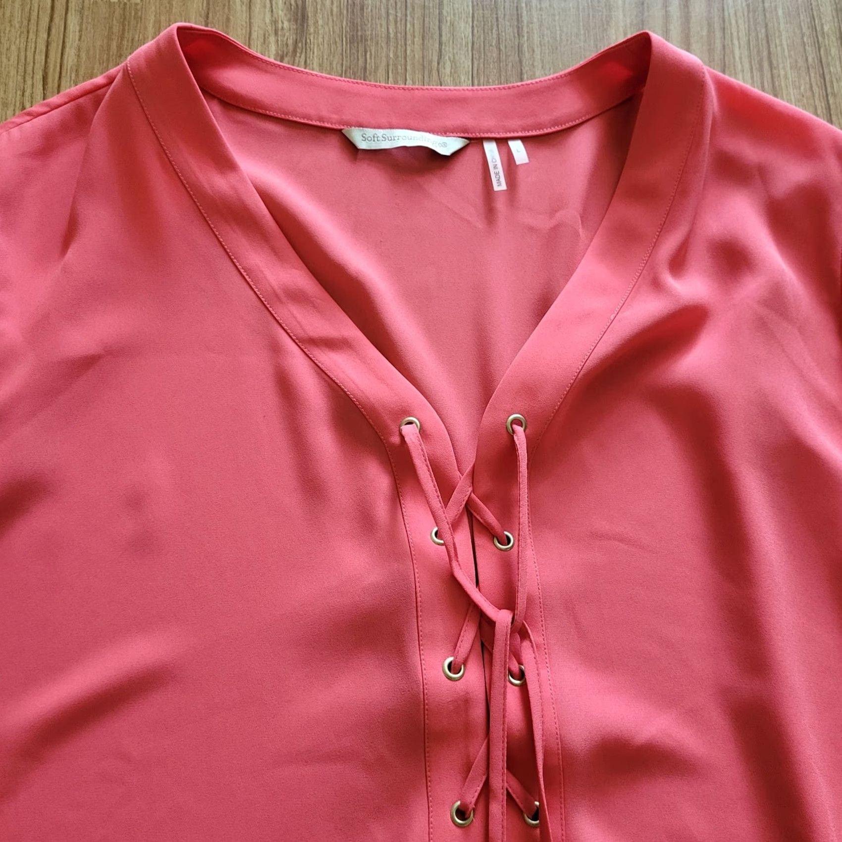 Soft Surroundings Soft Surroundings Shirt Womens L Orange Coral V-Neck Tie Tassels Long Sleeve Blouse Mens? Ladies? Size L / US 10 / IT 46 - 6 Thumbnail