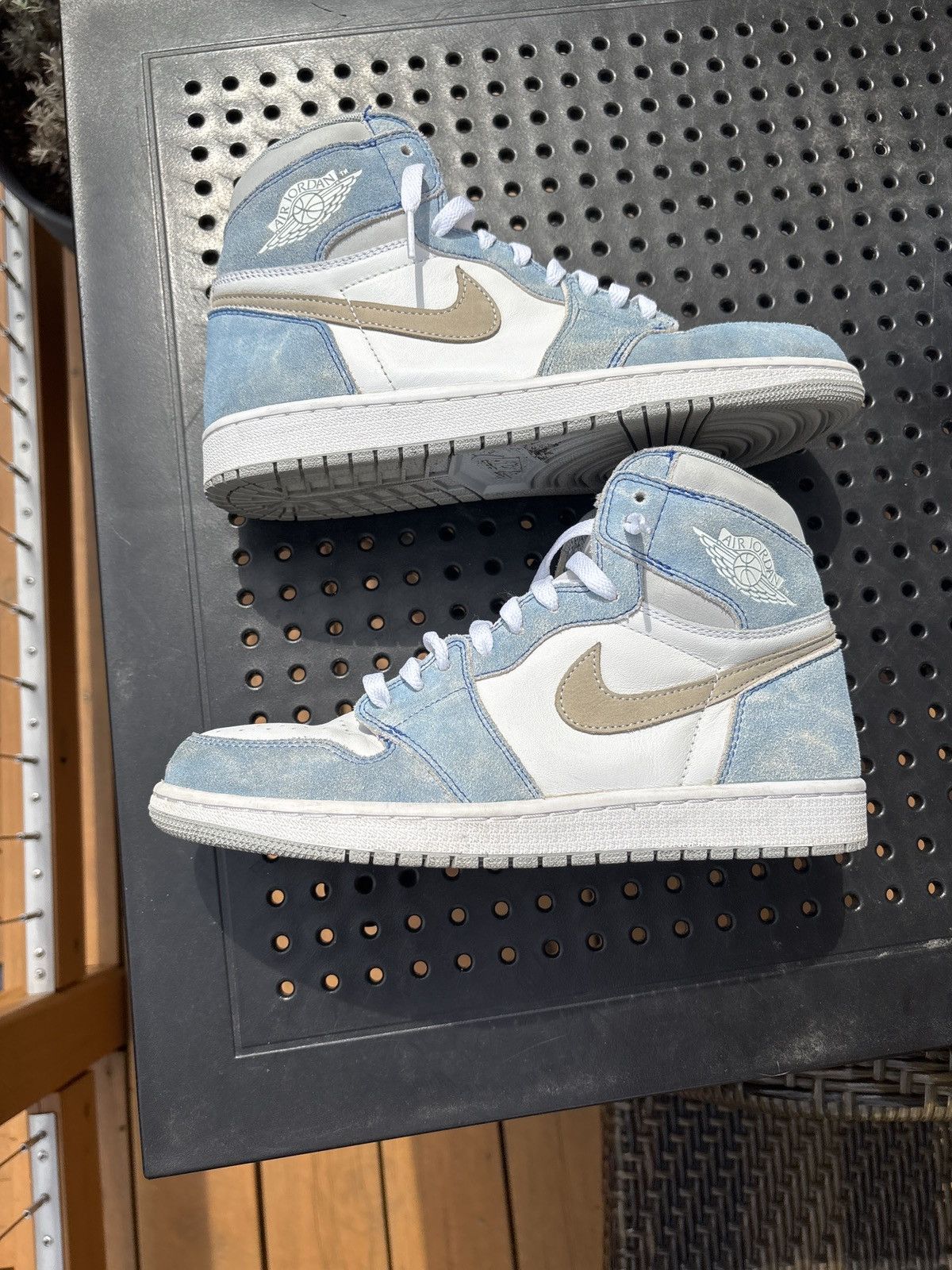 Jordan Brand Jordan 1 retro hyper royal Size US 10.5 / EU 43-44 - 2 Thumbnail