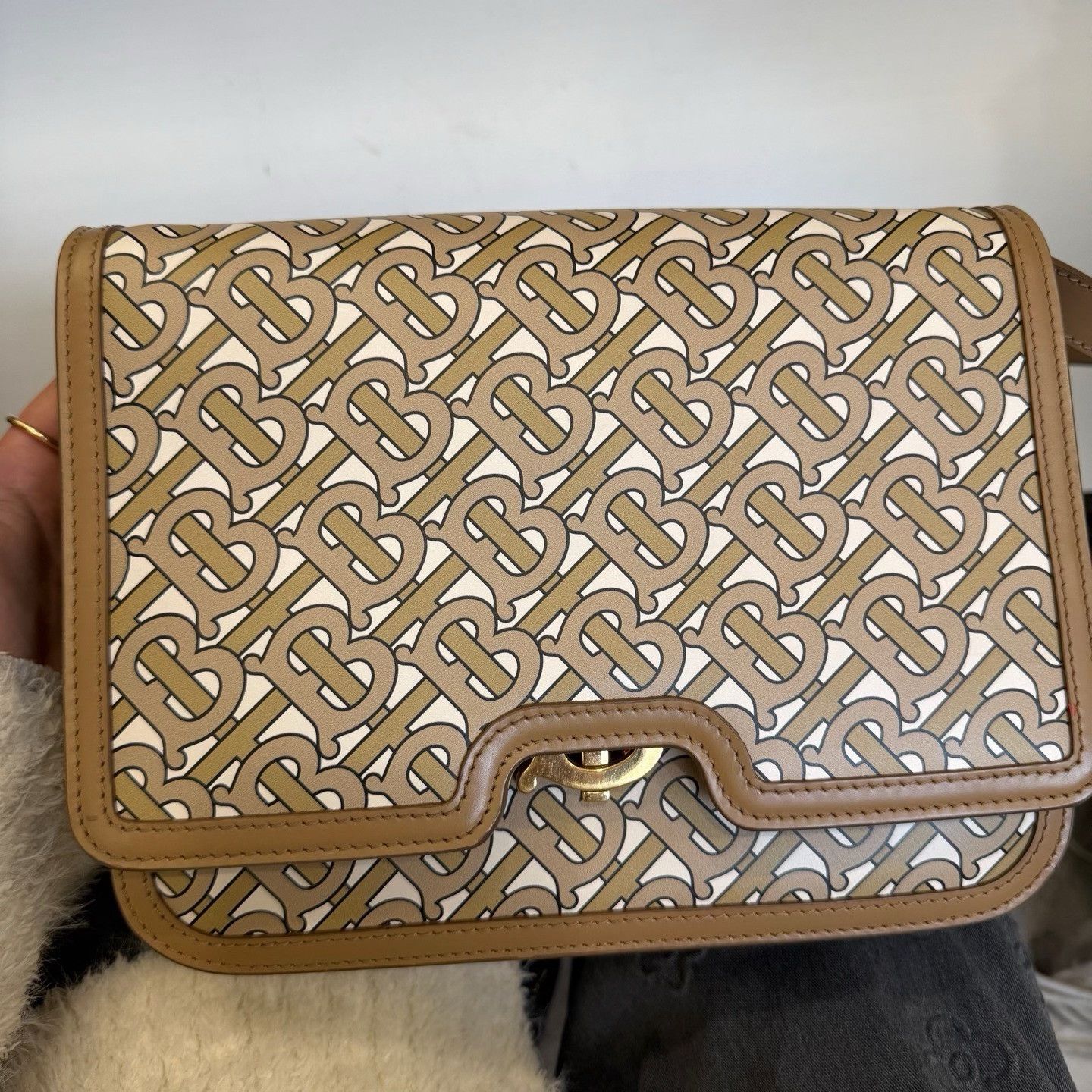 Burberry Pre-loved Bag Very good condition Size ONE SIZE - 1 Thumbnail