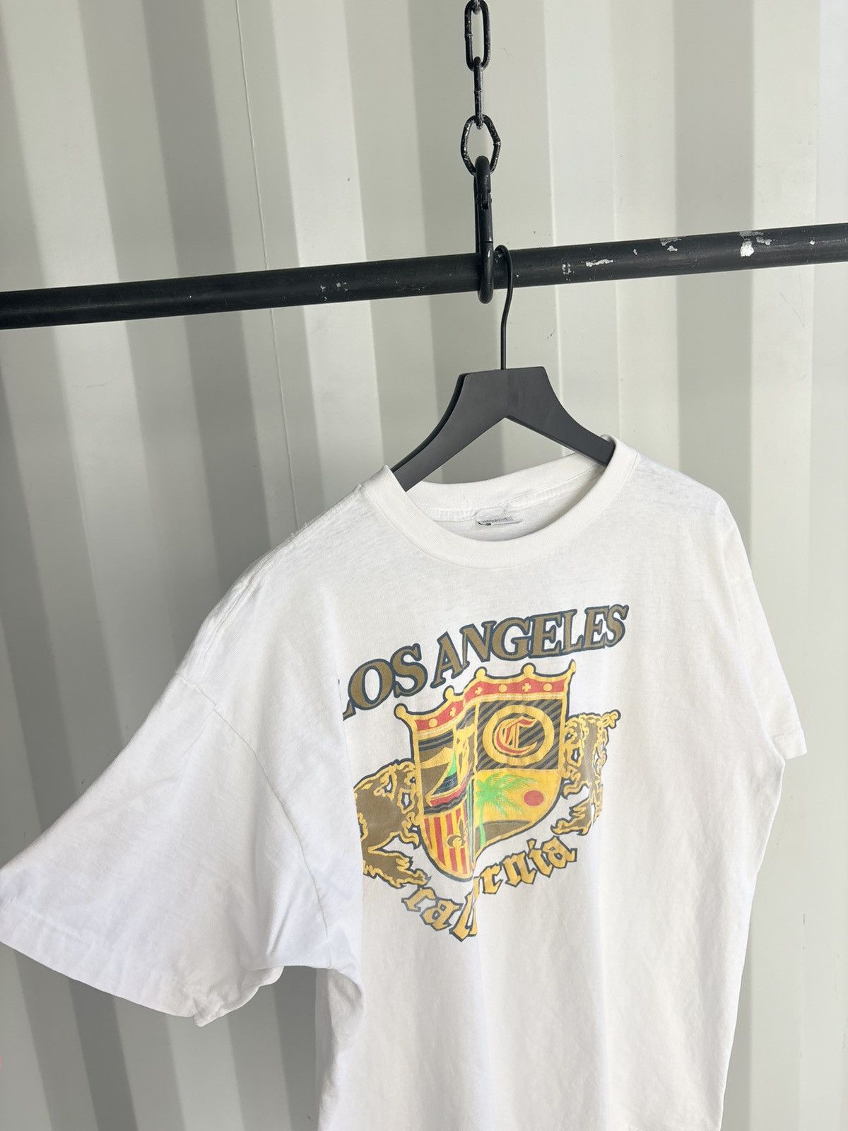 Vintage Thrashed Los Angeles Crest Faded Distressed Shirt GRUNGE Size US XL / EU 56 / 4 - 4 Thumbnail