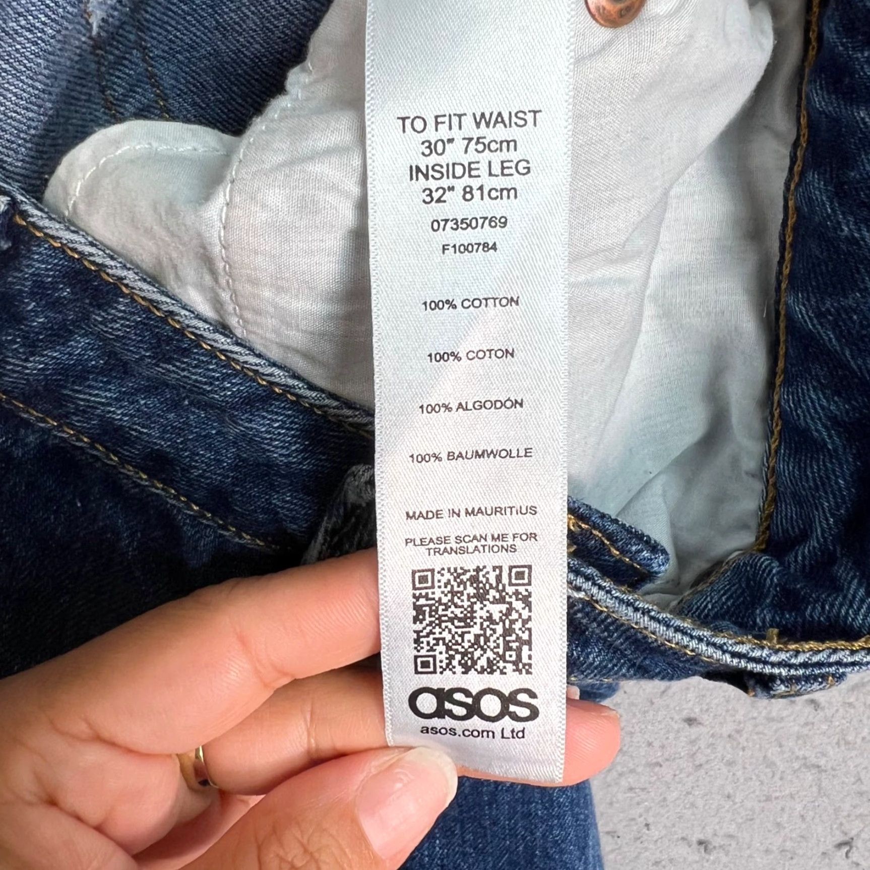 Asos ASOS Denim Jeans Womens Size 30 x 32 Blue Frayed Split Hem Jeans Womens Size 30 Blue Denim Straight High Rise Size 30" / US 8 / IT 44 - 4 Thumbnail