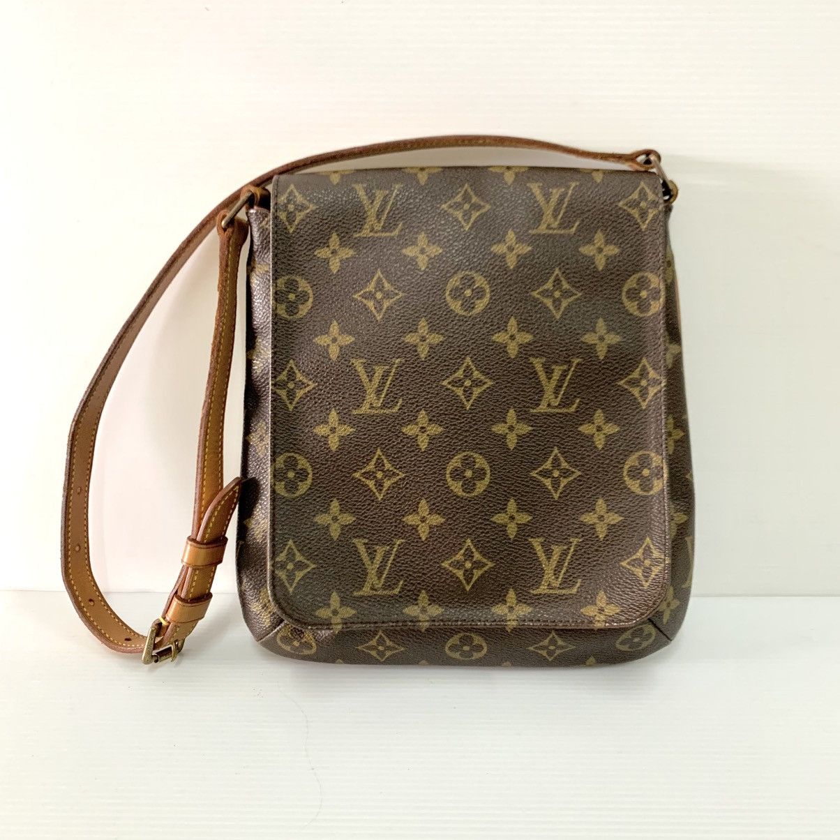 Louis Vuitton Louis Vuitton Monogram Musette Pm Bag Pre-Owned Size ONE SIZE - 4 Thumbnail