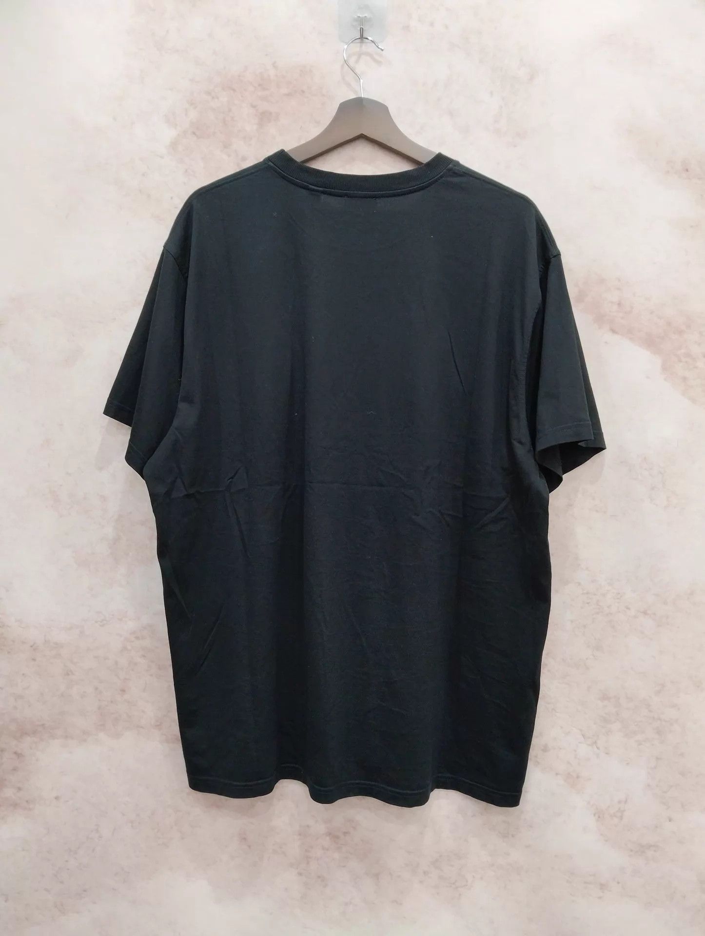 Burberry Burberry Label Patch Black Short Sleeve Tee L 95N Size US L / EU 52-54 / 3 - 2 Thumbnail