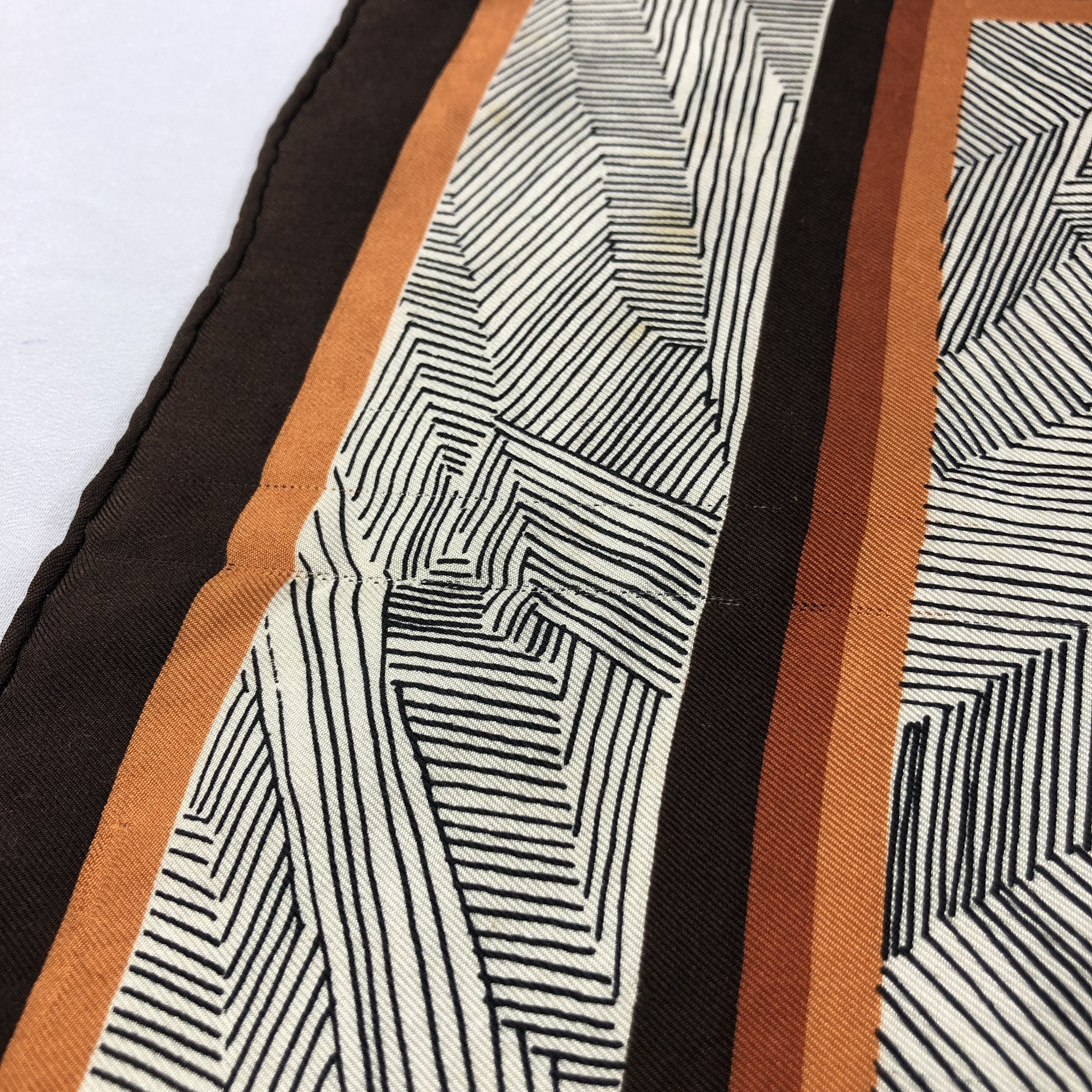 Vintage Vintage Roland Munnier Abstract Silk Scarf M344 Size ONE SIZE - 10 Thumbnail